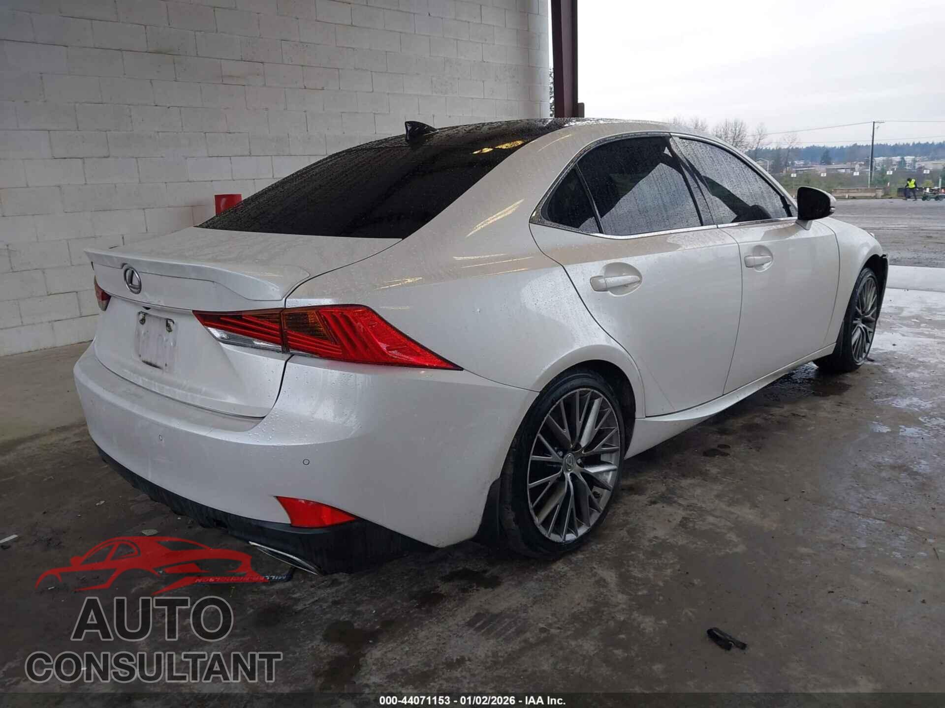 LEXUS IS 200T 2017 - JTHBA1D22H5039399