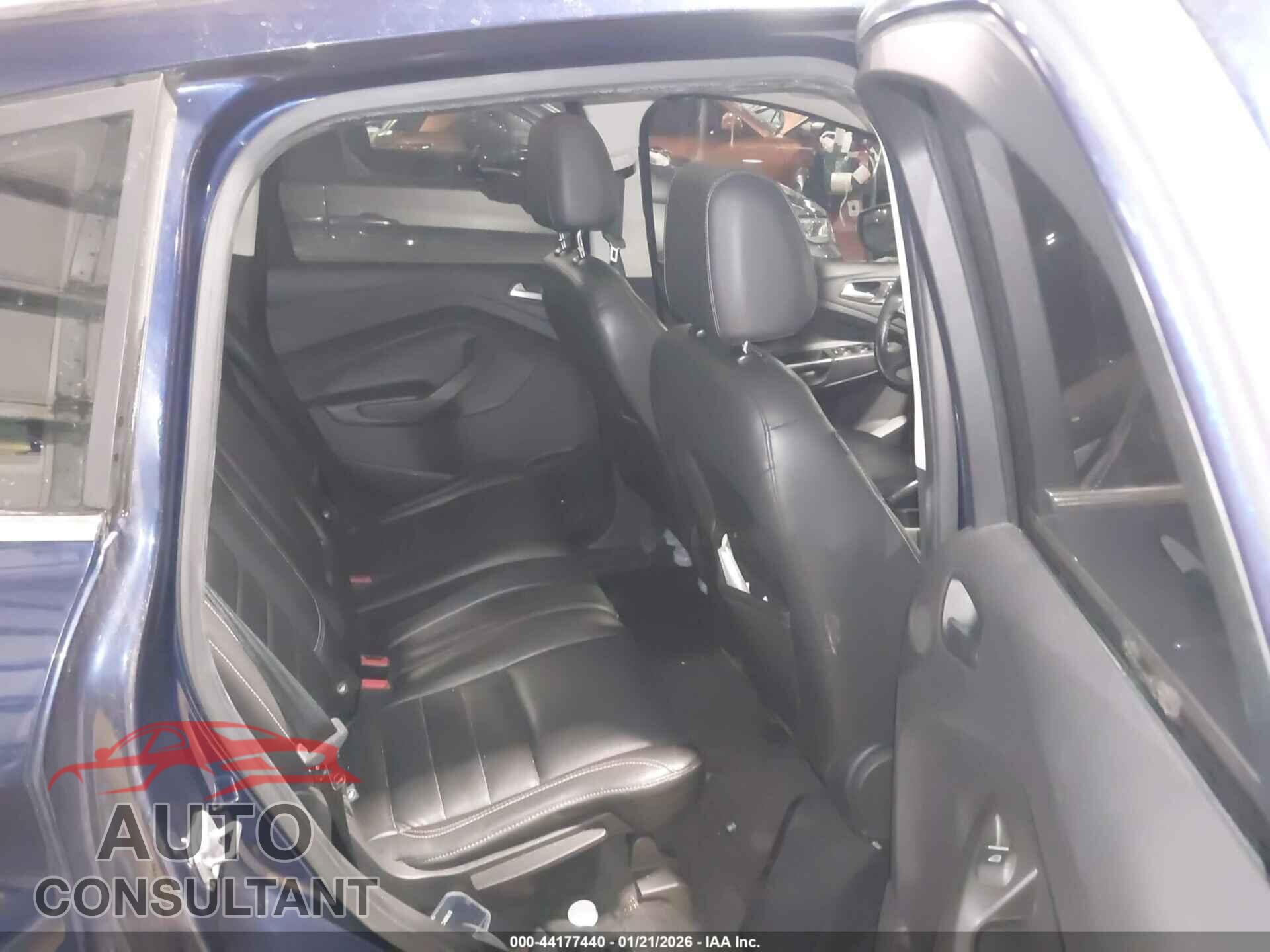 FORD C-MAX ENERGI 2016 - 1FADP5CU4GL100559