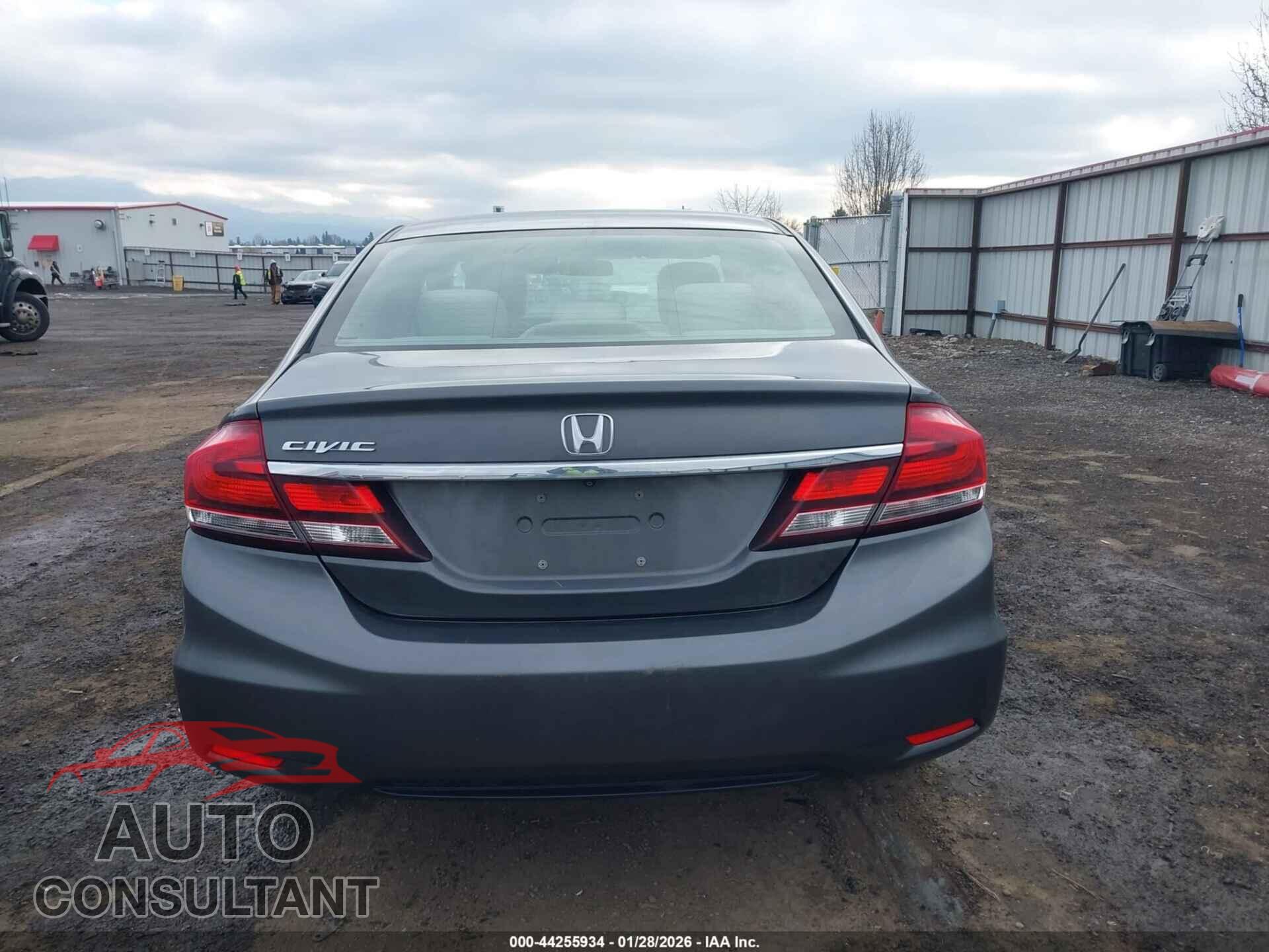 HONDA CIVIC 2013 - 2HGFB2F57DH545523
