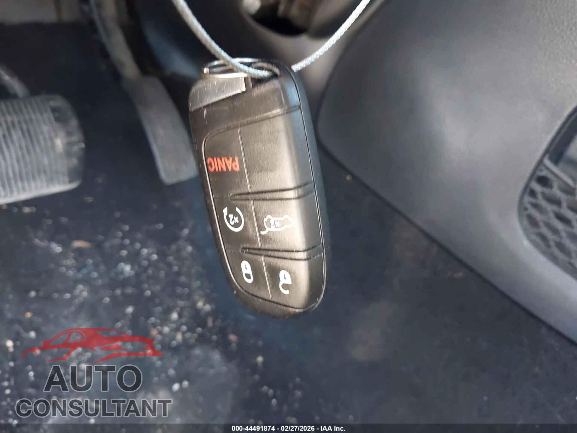 DODGE JOURNEY 2018 - 3C4PDCAB7JT171448