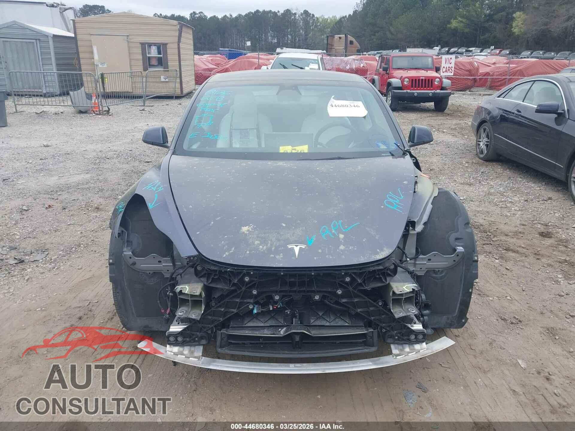 TESLA MODEL 3 2022 - 5YJ3E1EA6NF330417