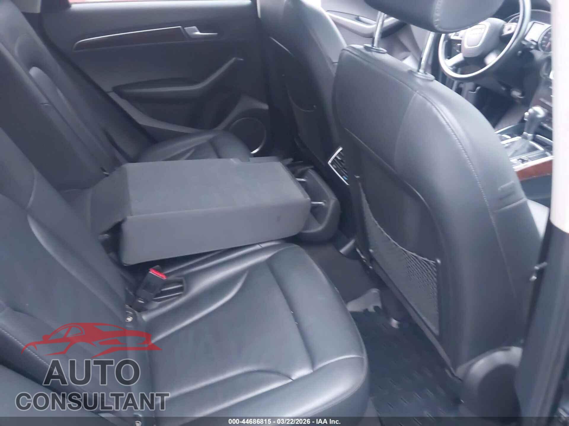 AUDI Q5 2012 - WA1DKAFP9CA047221