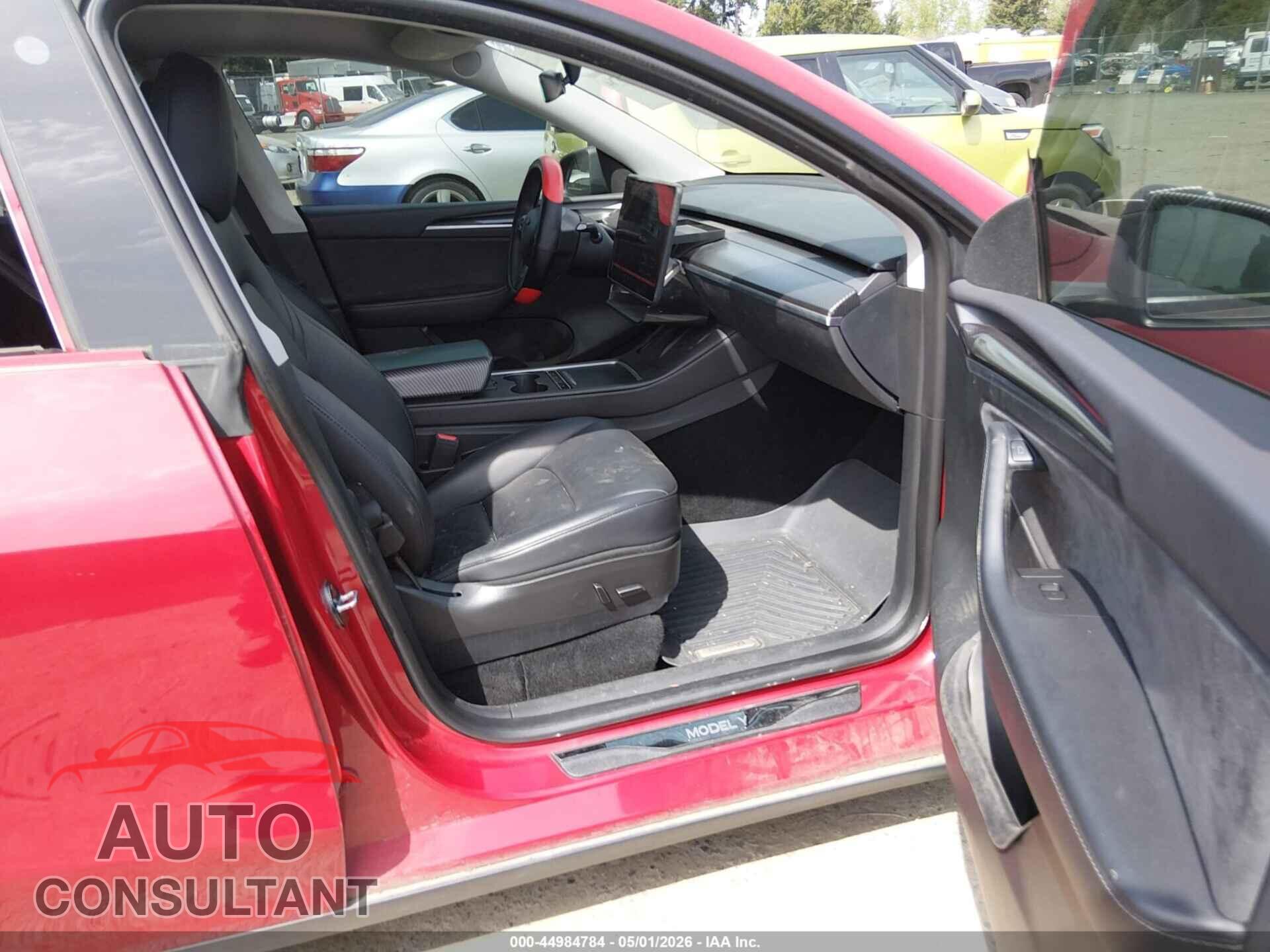 TESLA MODEL Y 2023 - 7SAYGAEE7PF709743