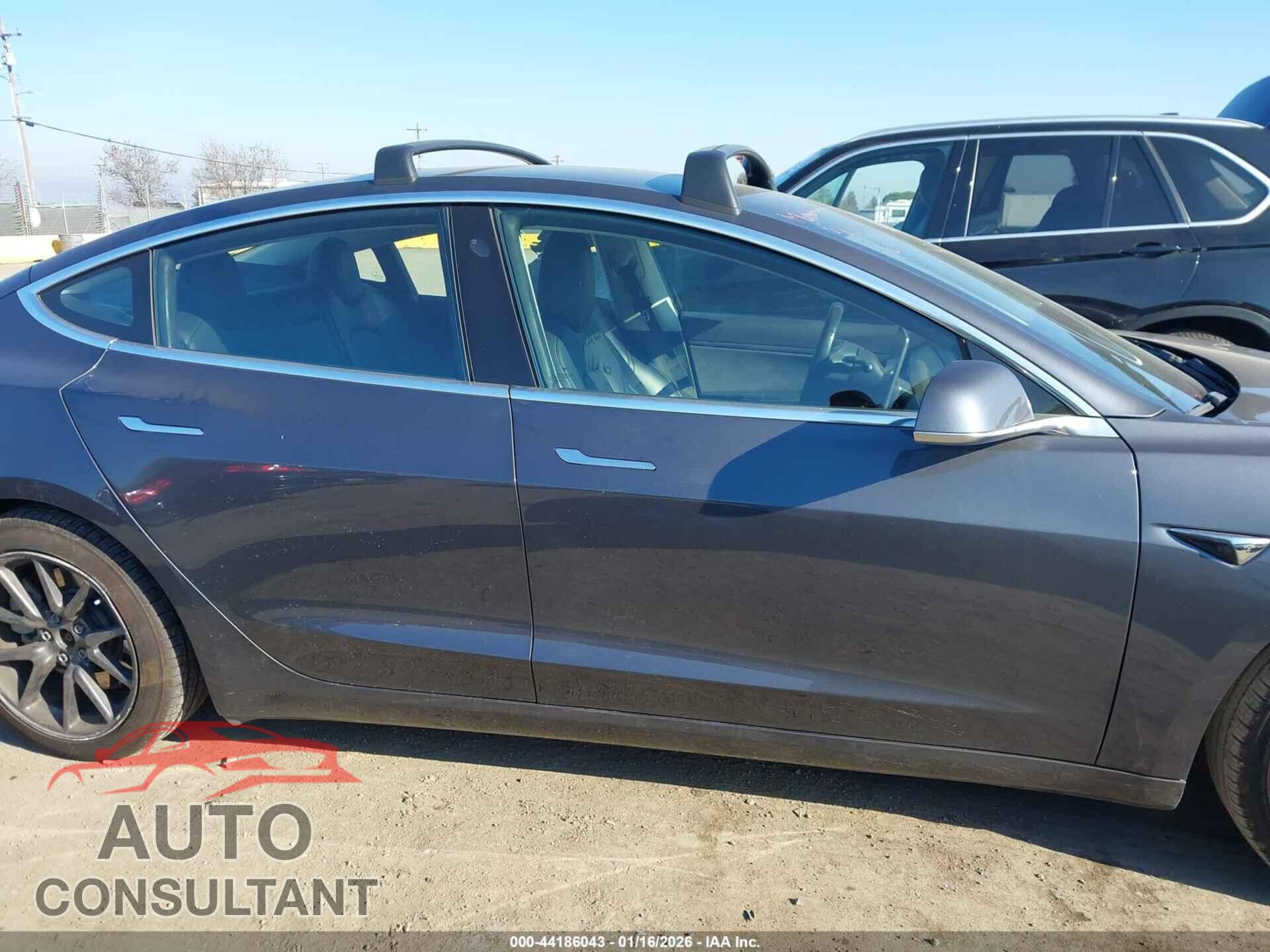 TESLA MODEL 3 2018 - 5YJ3E1EA2JF037592