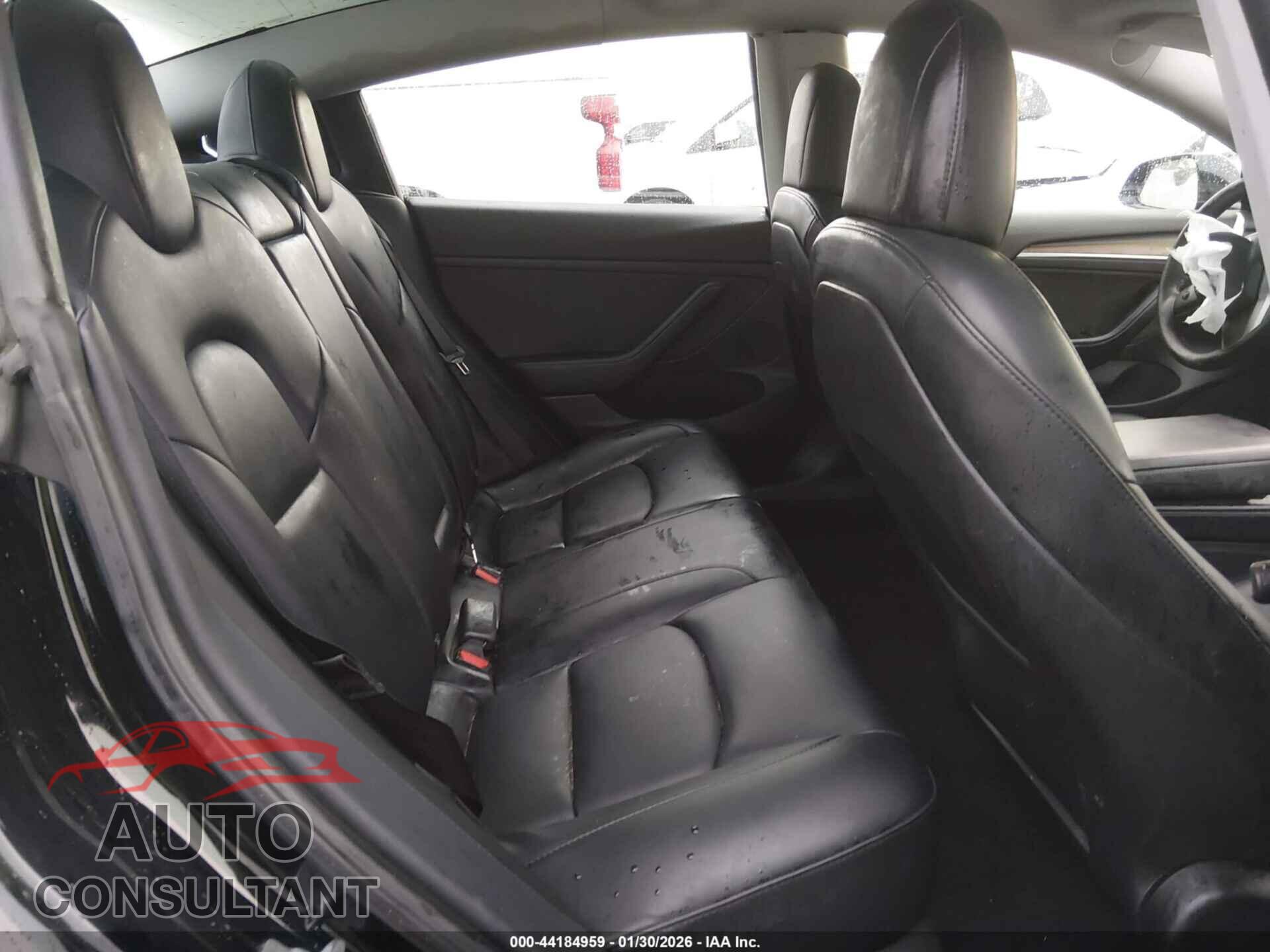 TESLA MODEL 3 2023 - 5YJ3E1EA8PF437097