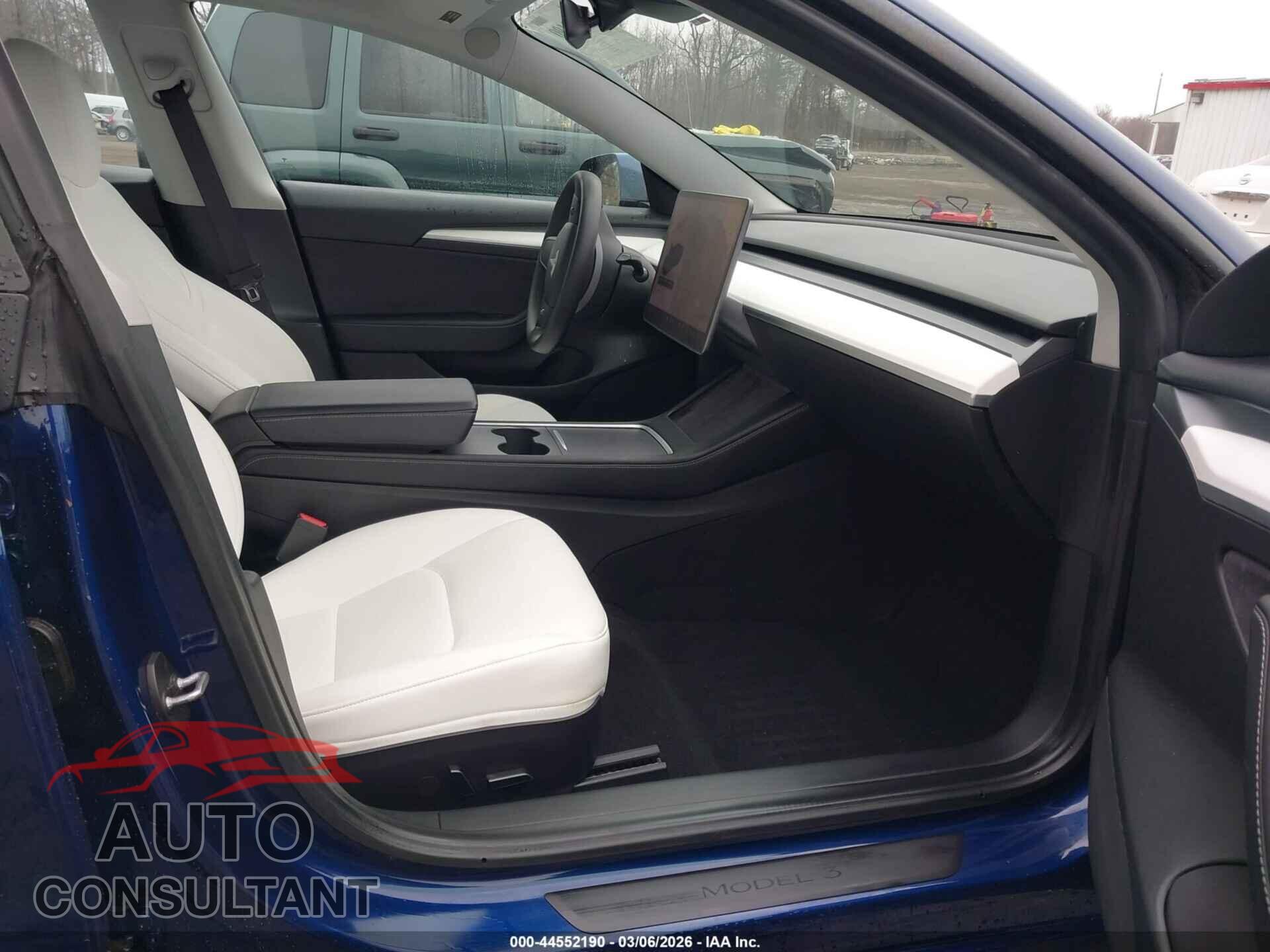 TESLA MODEL 3 2021 - 5YJ3E1EB8MF975433