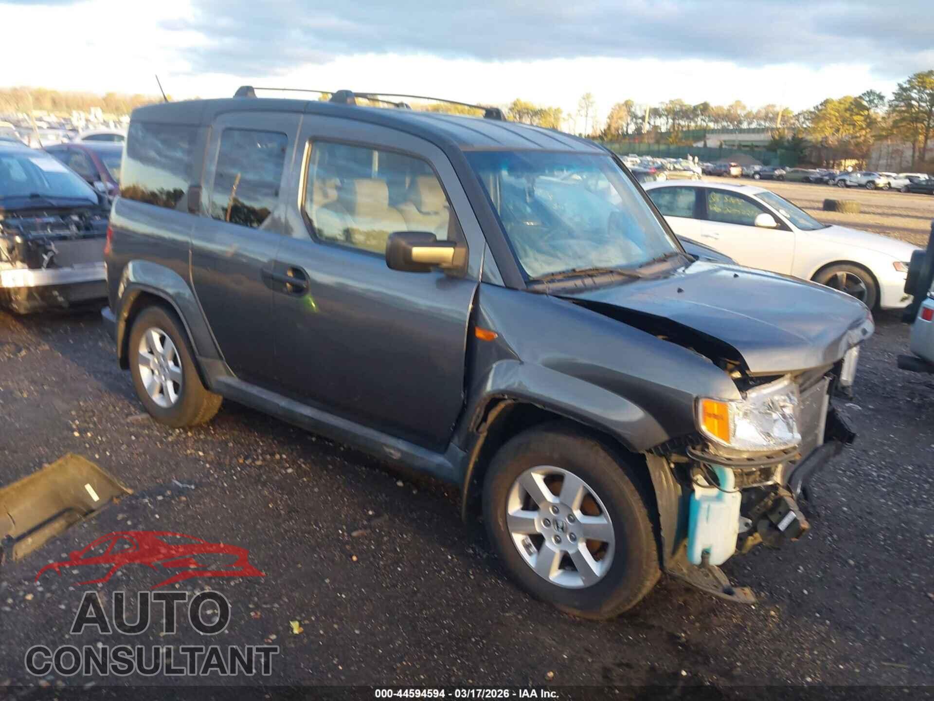 HONDA ELEMENT 2011 - 5J6YH2H70BL002755
