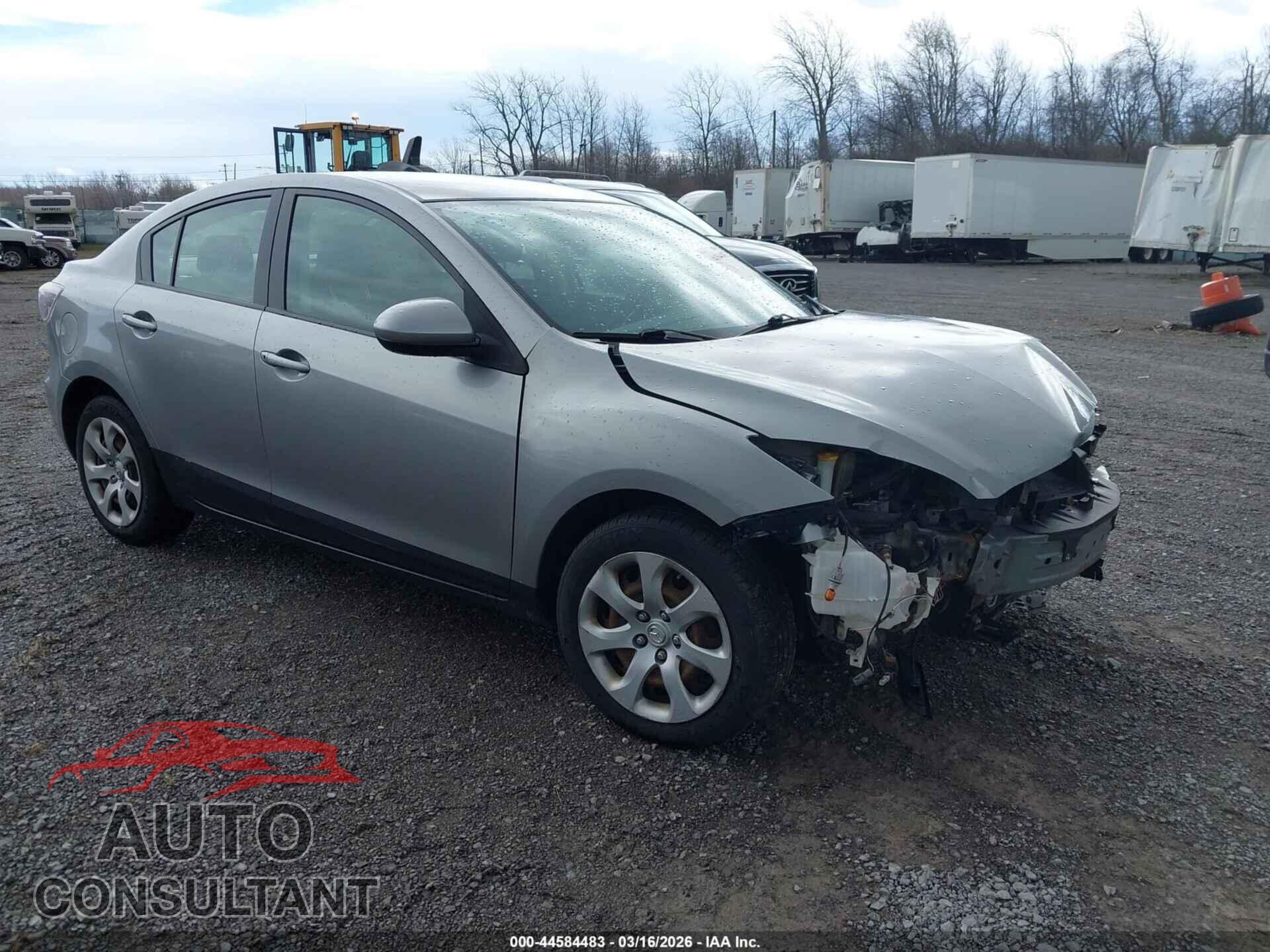 MAZDA MAZDA3 2011 - JM1BL1UG0B1497772