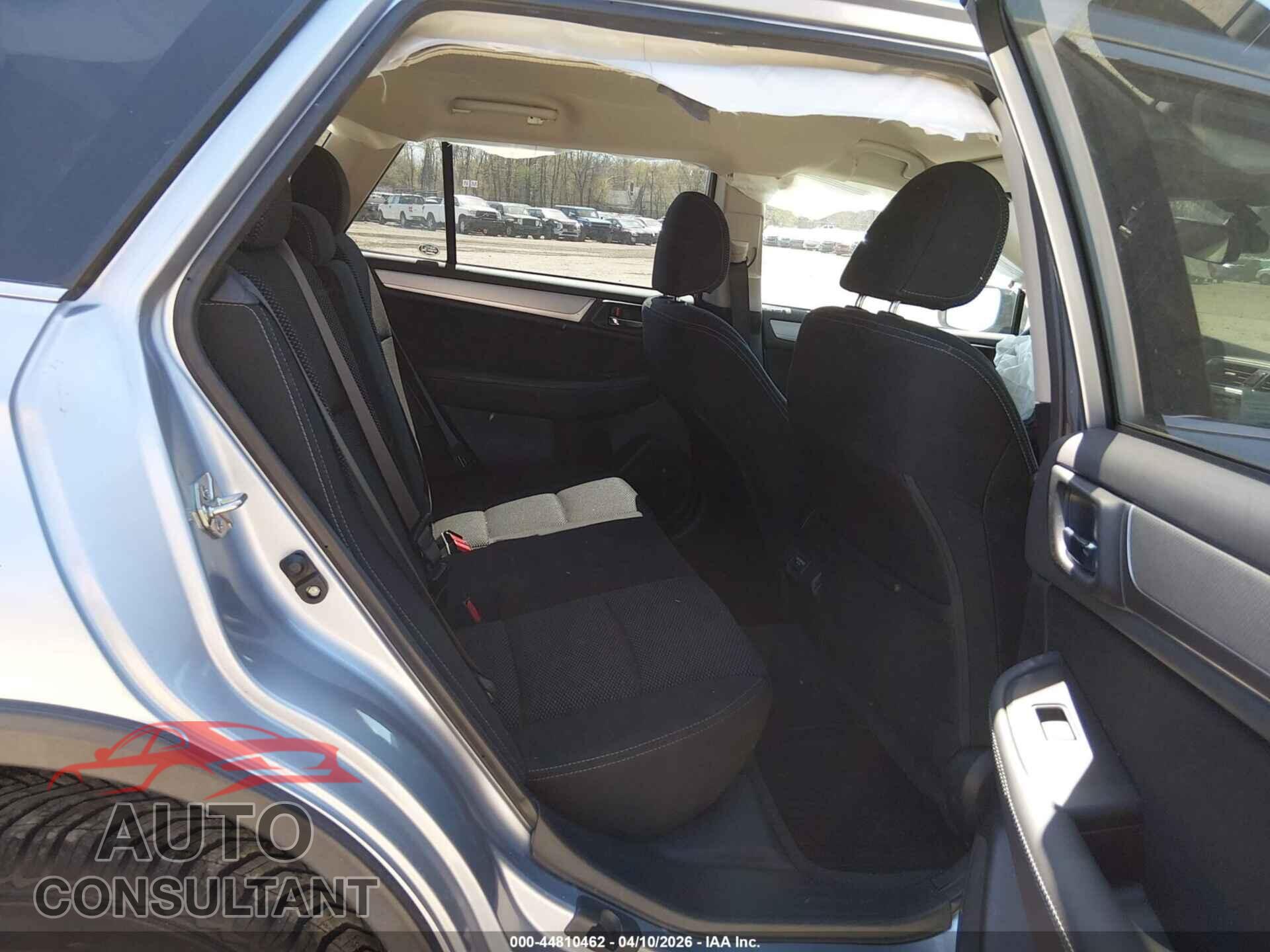 SUBARU OUTBACK 2018 - 4S4BSAFC2J3359131