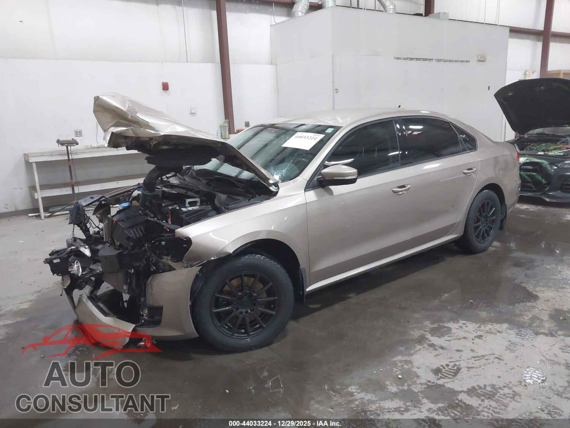 VOLKSWAGEN PASSAT 2015 - 1VWAS7A36FC062653