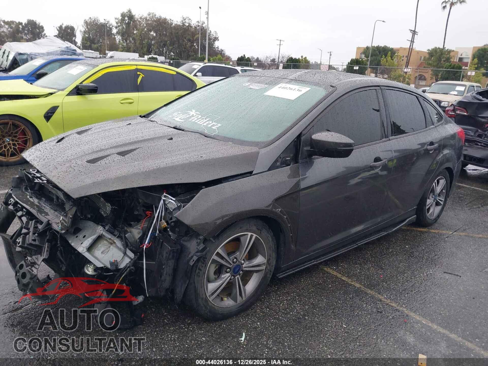 FORD FOCUS 2017 - 1FADP3FE5HL308332