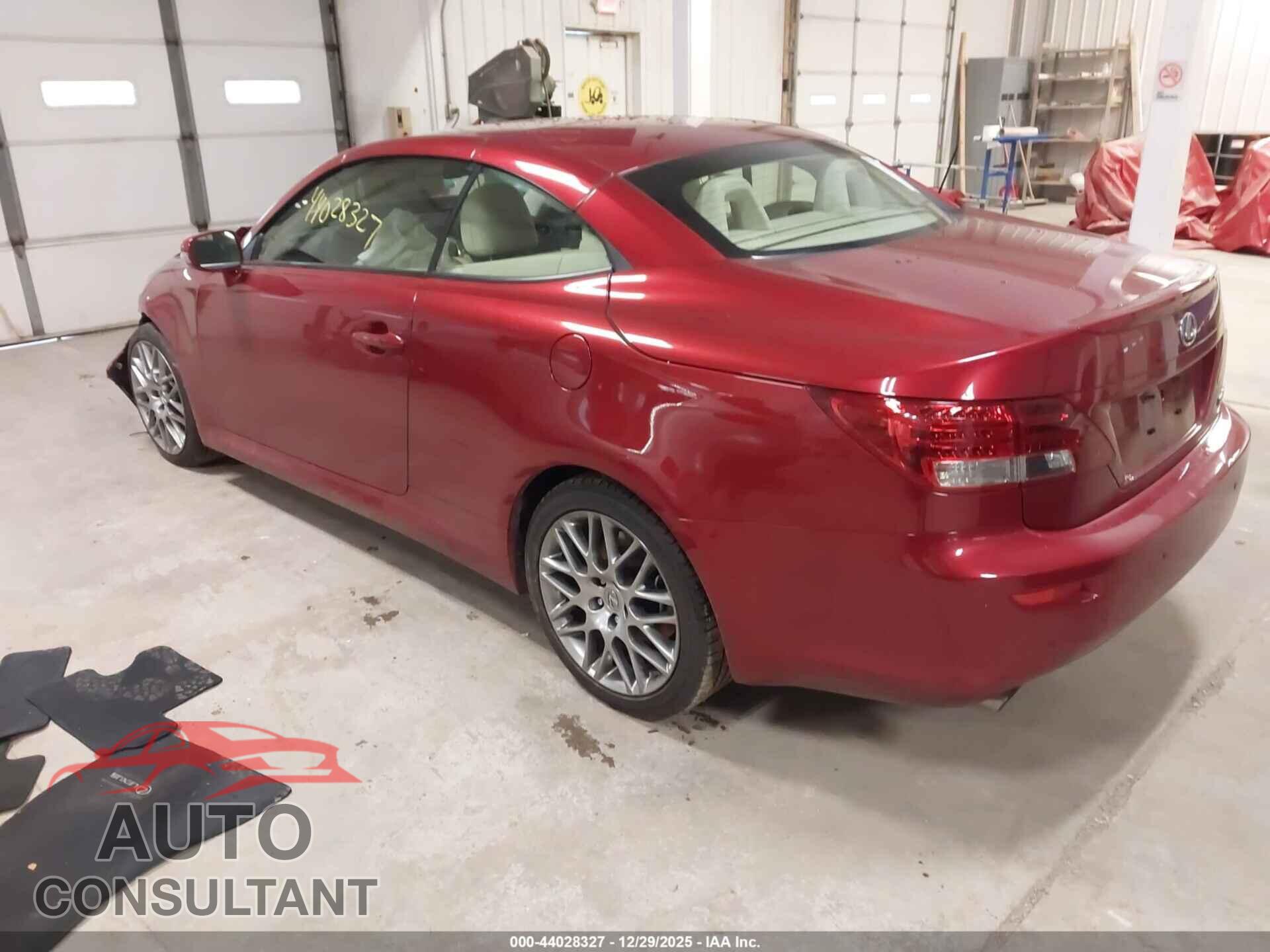 LEXUS IS 250C 2014 - JTHFF2C27E2529649