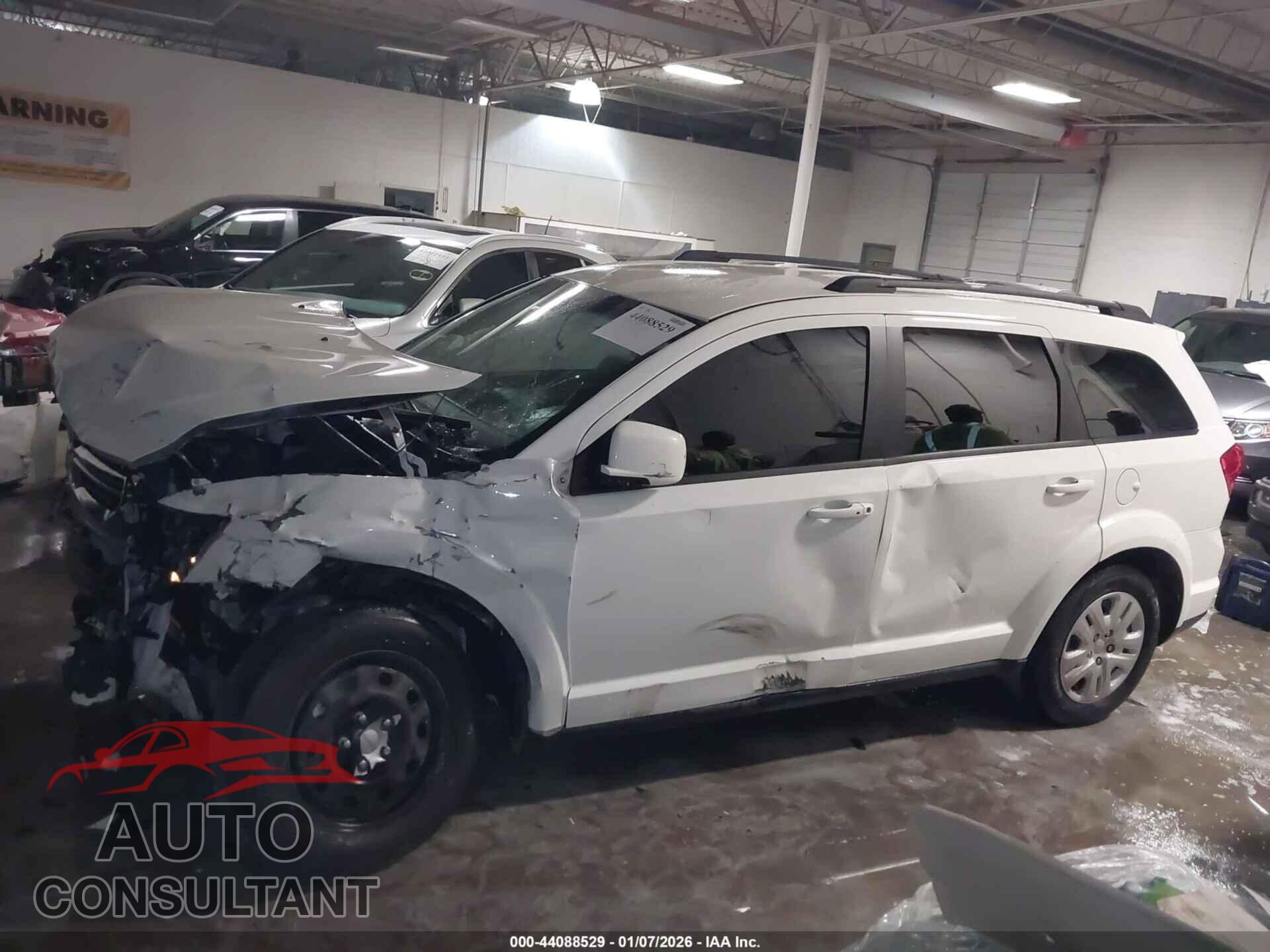 DODGE JOURNEY 2018 - 3C4PDCBG9JT525920
