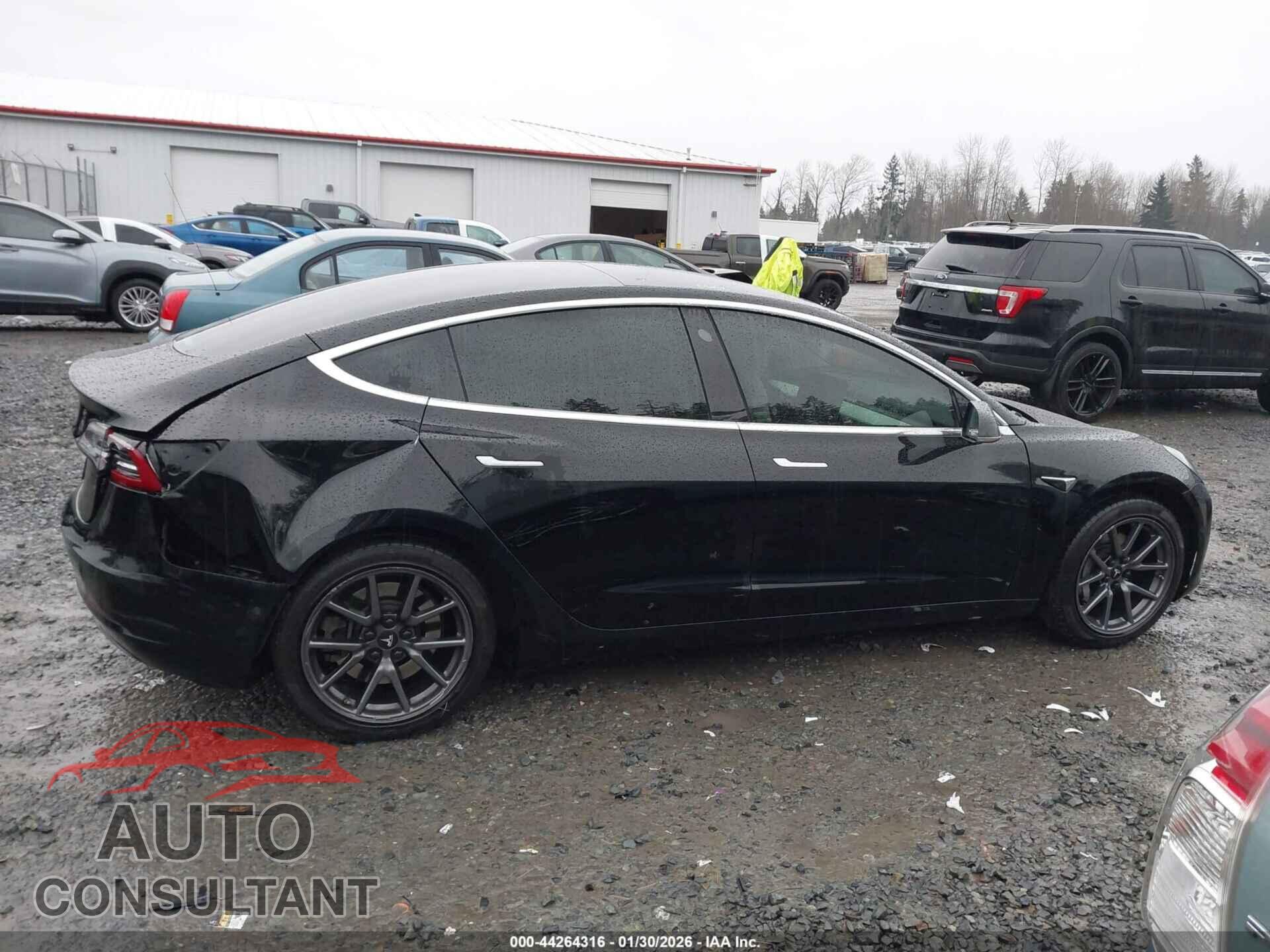 TESLA MODEL 3 2020 - 5YJ3E1EA8LF614855