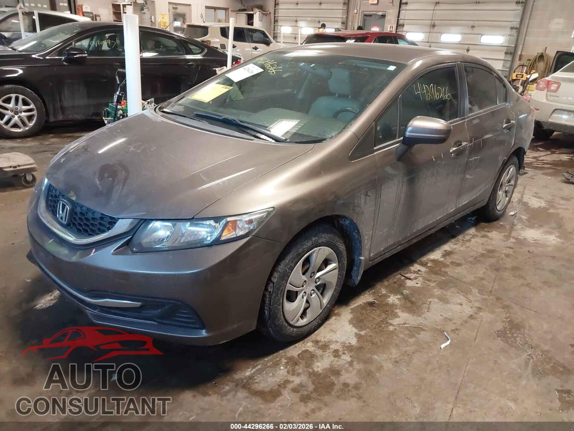 HONDA CIVIC 2015 - 2HGFB2F55FH511289