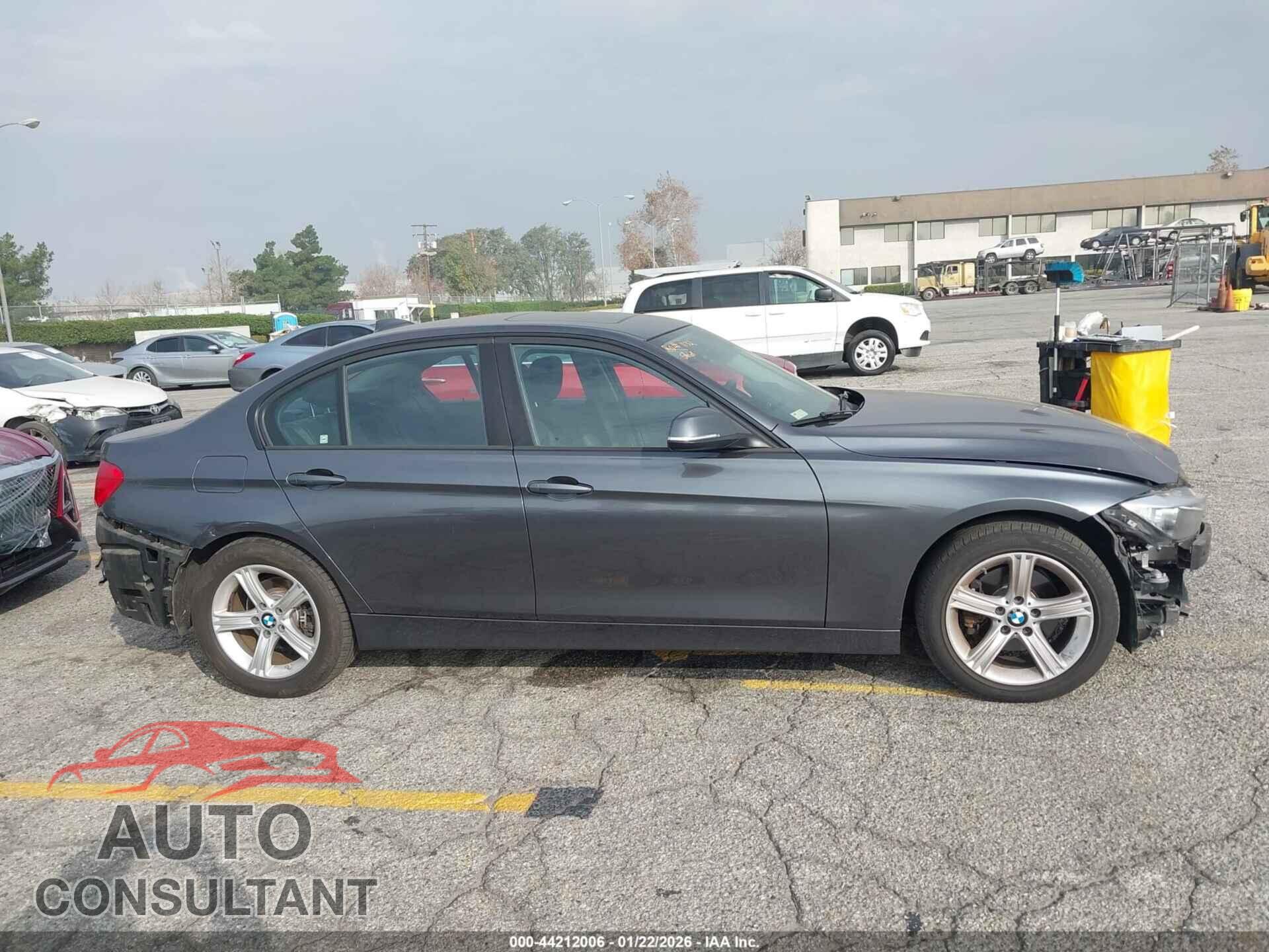 BMW 328I 2013 - WBA3A5C52DF603448