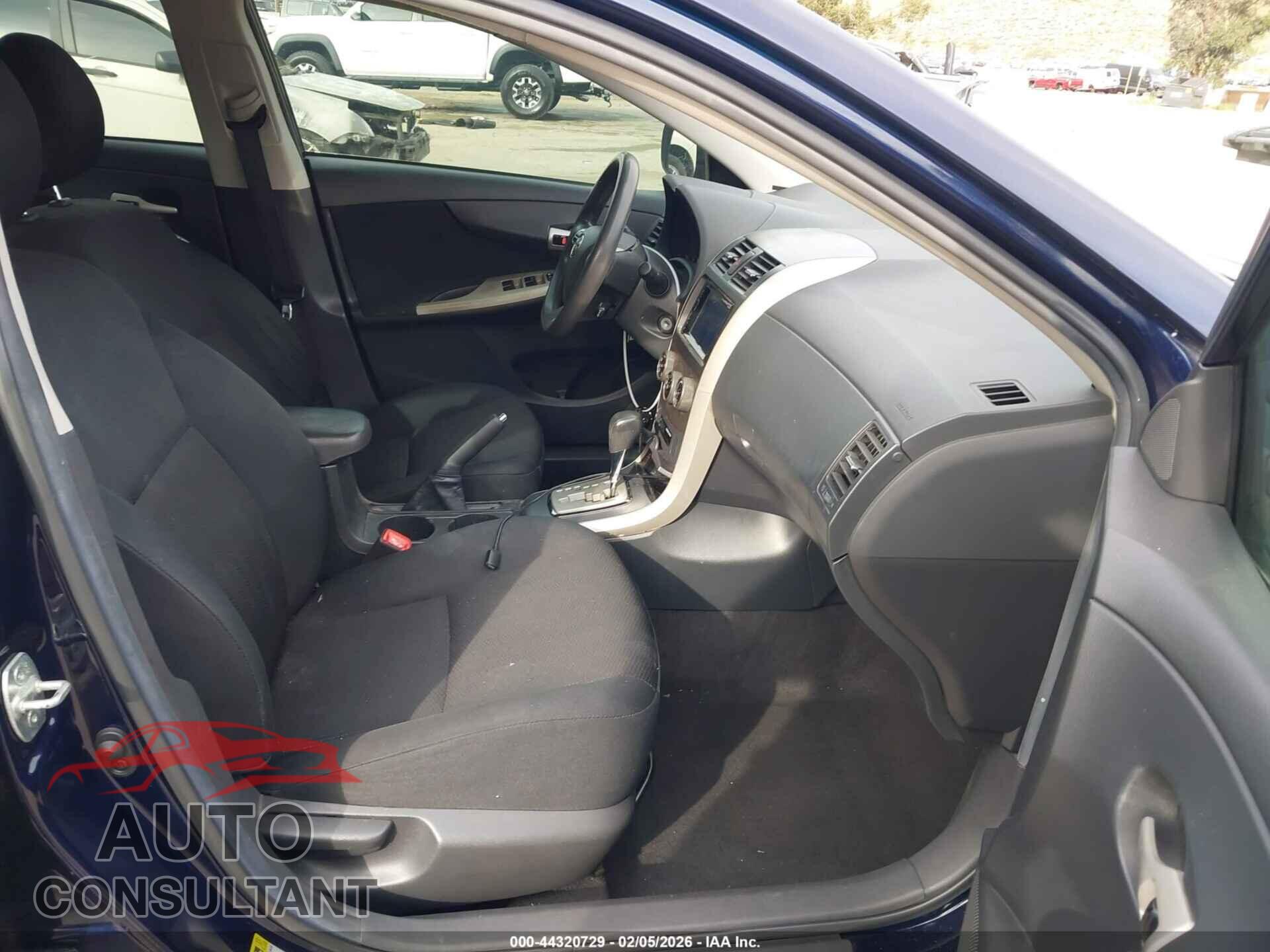 TOYOTA COROLLA 2011 - 2T1BU4EEXBC704689