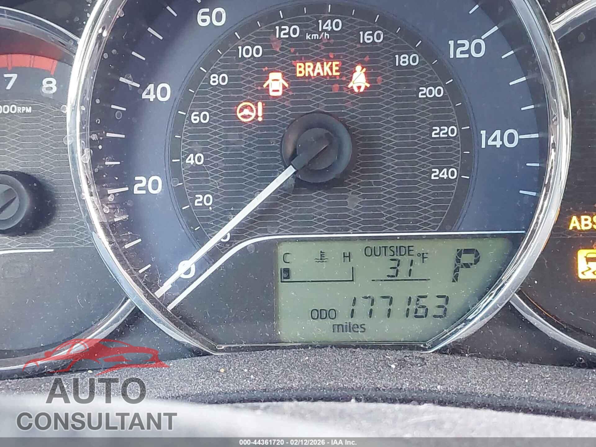 TOYOTA COROLLA 2015 - 2T1BURHEXFC376236
