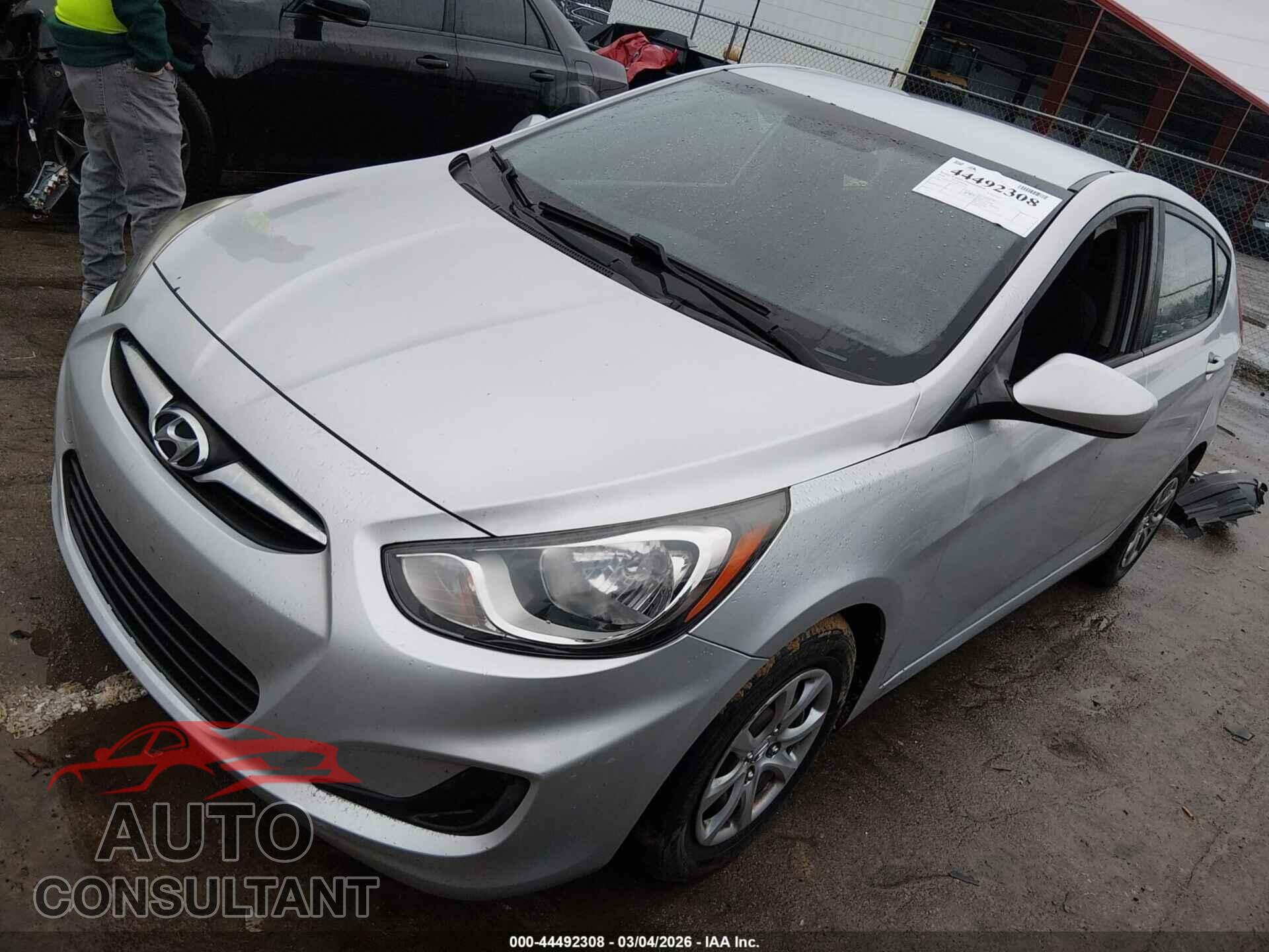 HYUNDAI ACCENT 2014 - KMHCT5AE2EU153177