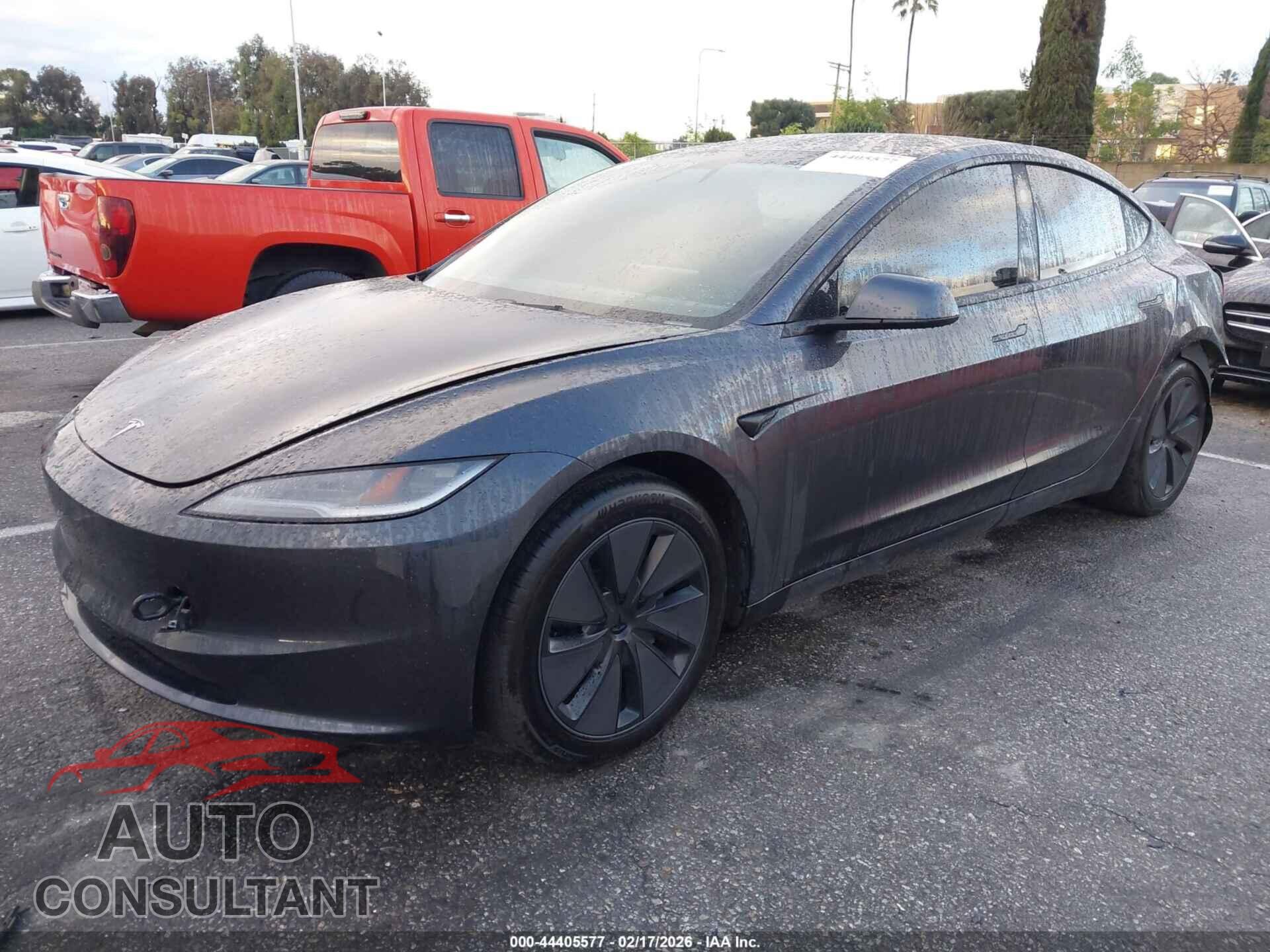 TESLA MODEL 3 2024 - 5YJ3E1EA2RF746891