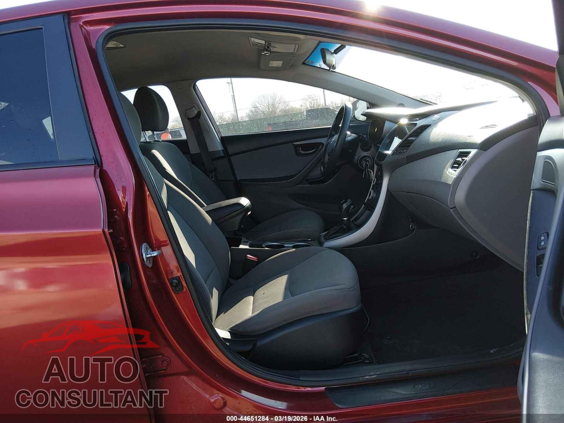 HYUNDAI ELANTRA 2014 - 5NPDH4AE0EH535772