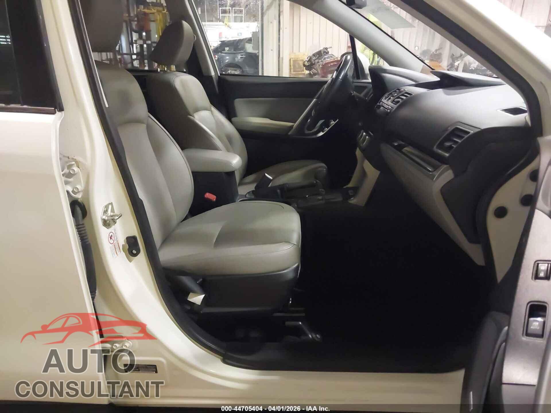 SUBARU FORESTER 2017 - JF2SJARCXHH518561