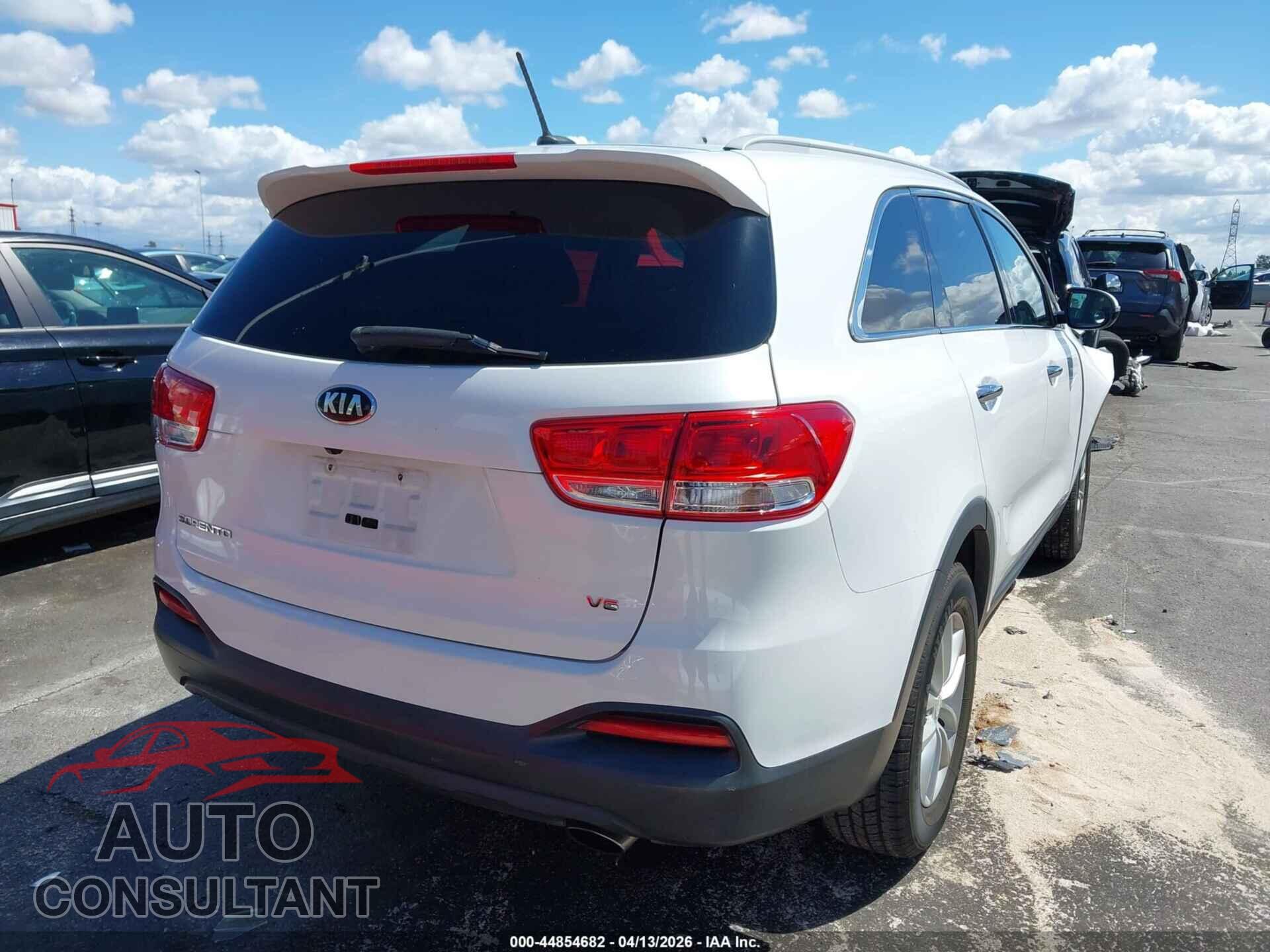 KIA SORENTO 2017 - 5XYPGDA59HG312853