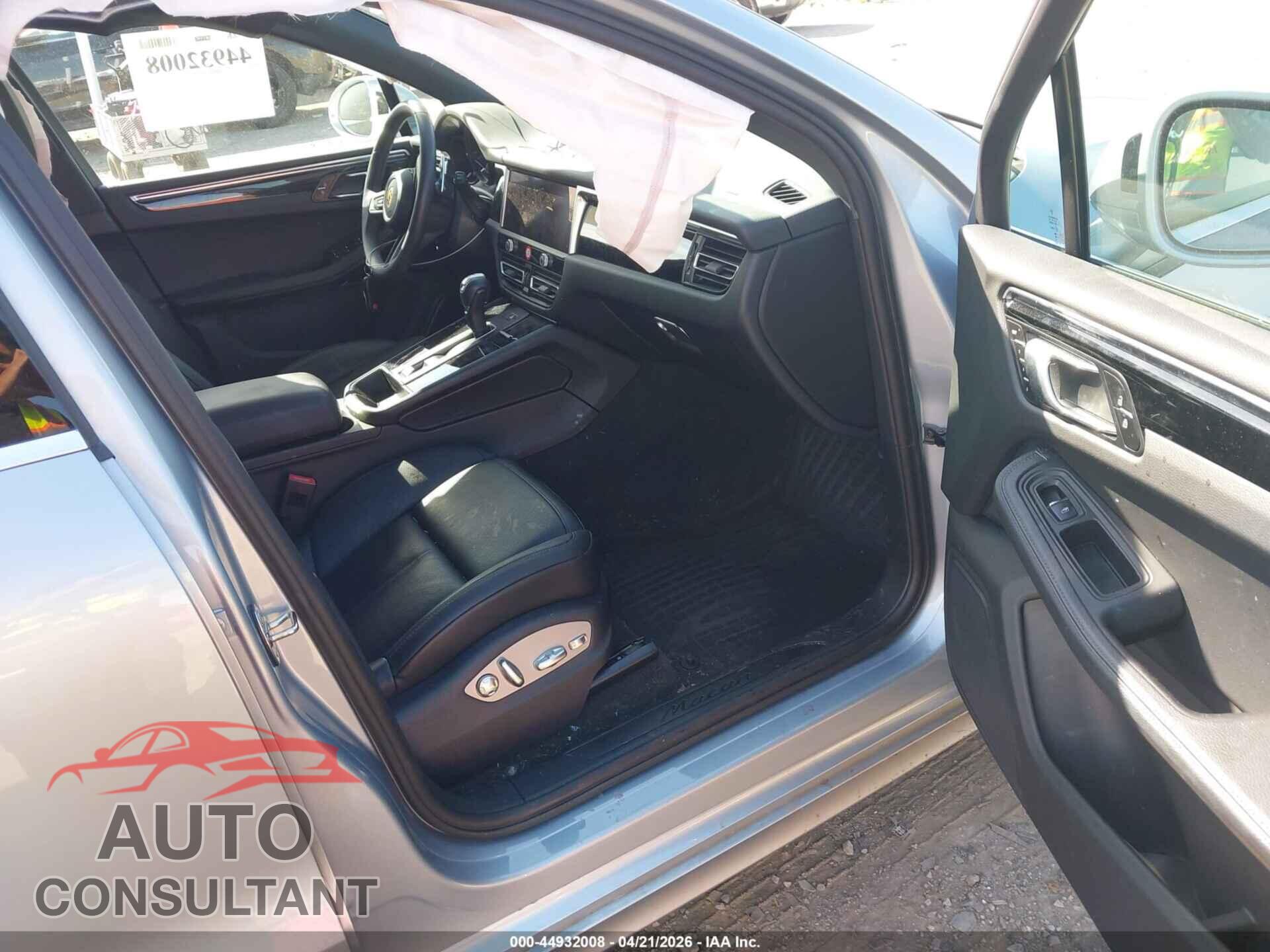PORSCHE MACAN 2024 - WP1AA2A52RLB12252