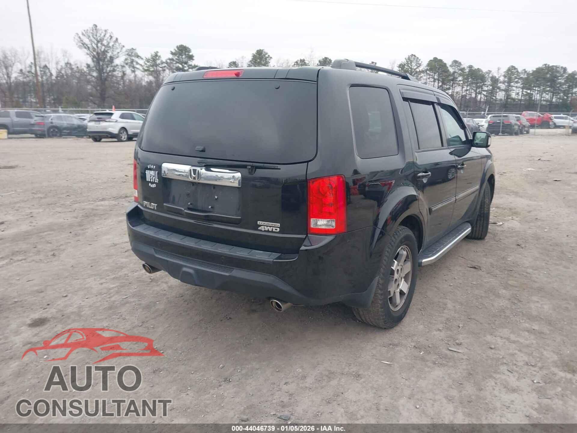 HONDA PILOT 2013 - 5FNYF4H94DB006564
