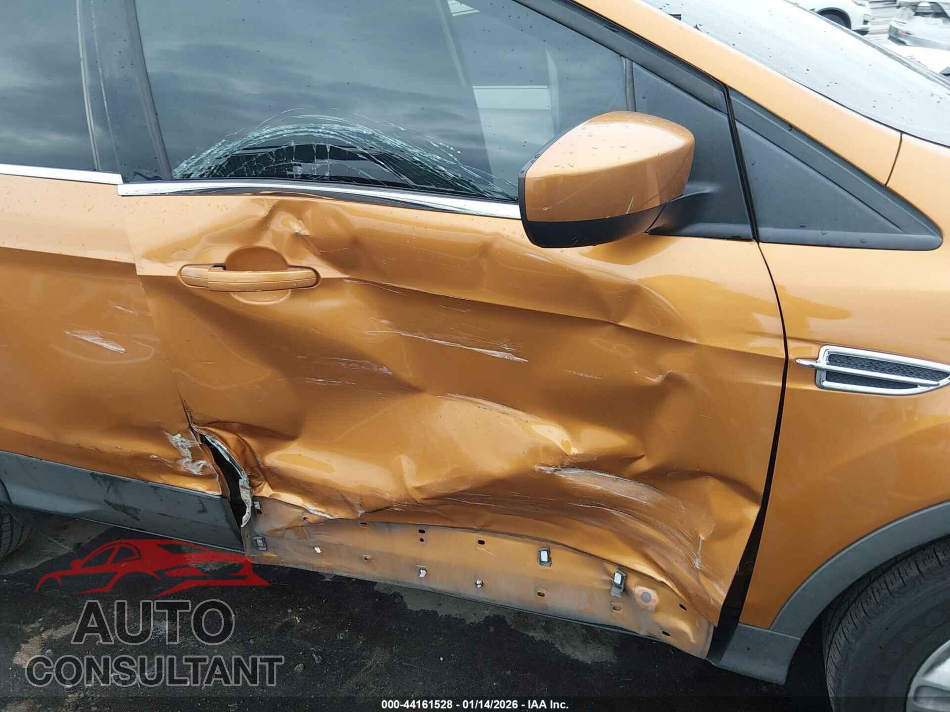 FORD ESCAPE 2016 - 1FMCU0G79GUC89155