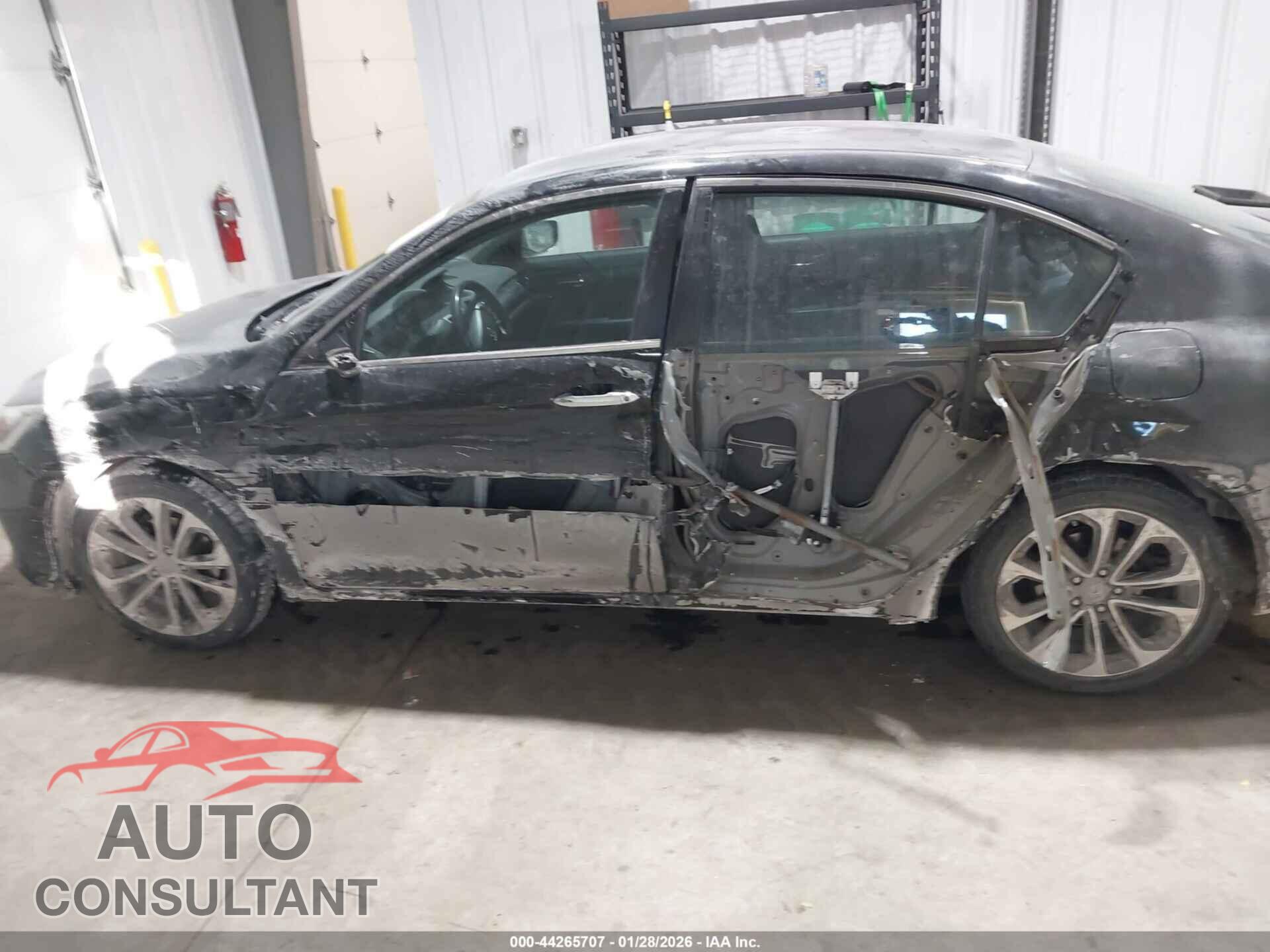 HONDA ACCORD 2014 - 1HGCR2F59EA125907