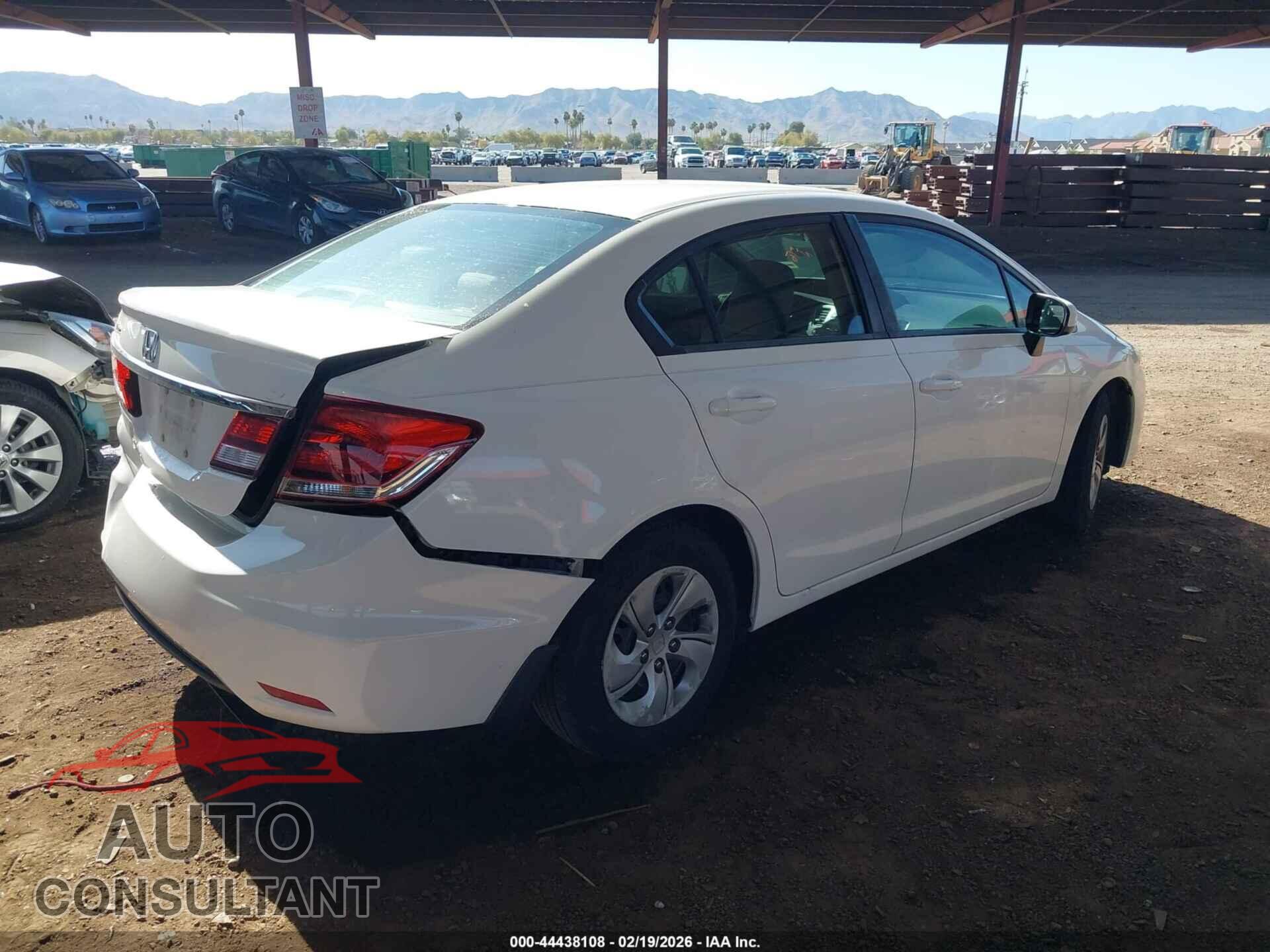 HONDA CIVIC 2015 - 19XFB2F5XFE049080