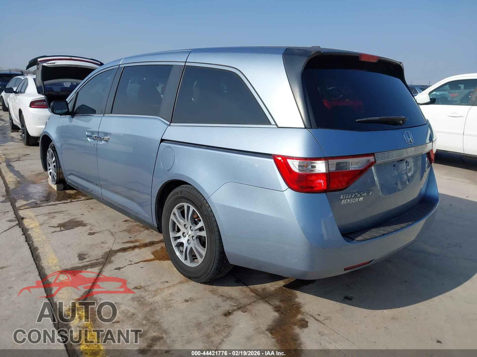 HONDA ODYSSEY 2013 - 5FNRL5H63DB088456