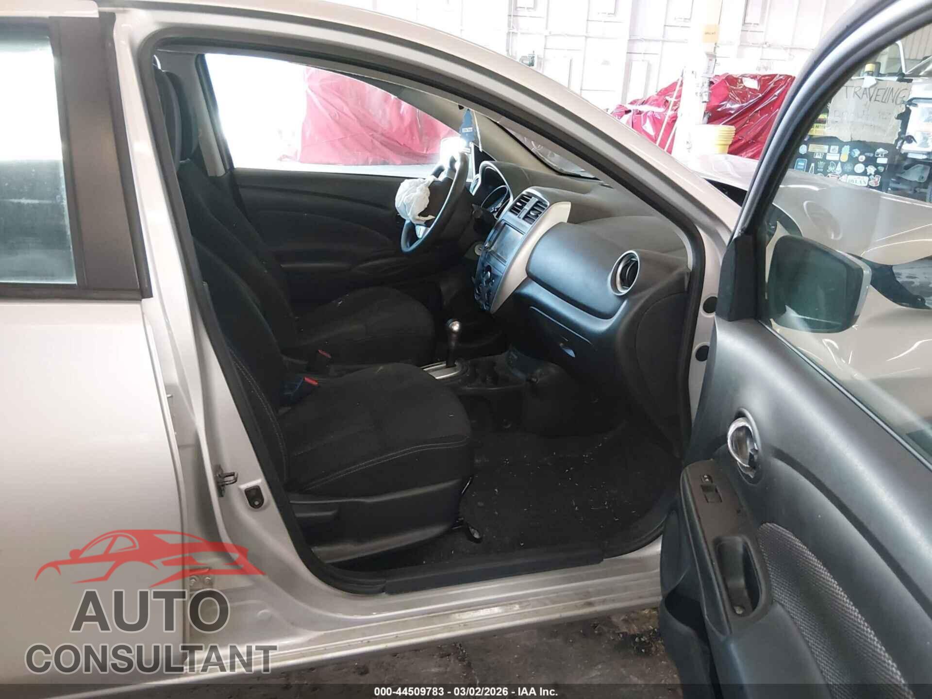 NISSAN VERSA 2019 - 3N1CN7AP3KL872202