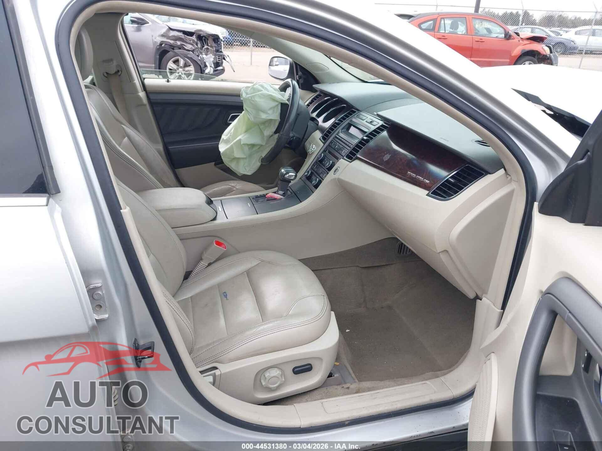 FORD TAURUS 2012 - 1FAHP2EW8CG134375