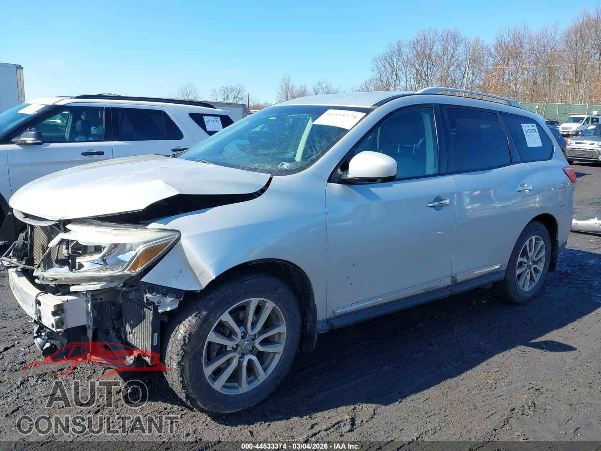 NISSAN PATHFINDER 2015 - 5N1AR2MM9FC687047