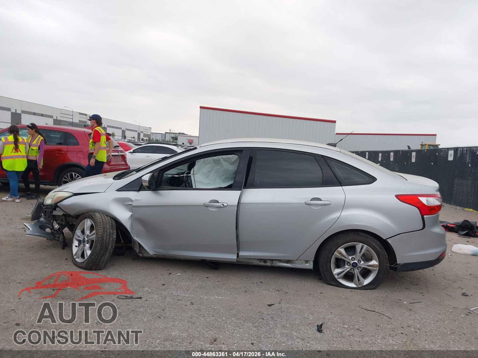 FORD FOCUS 2013 - 1FADP3F24DL289773