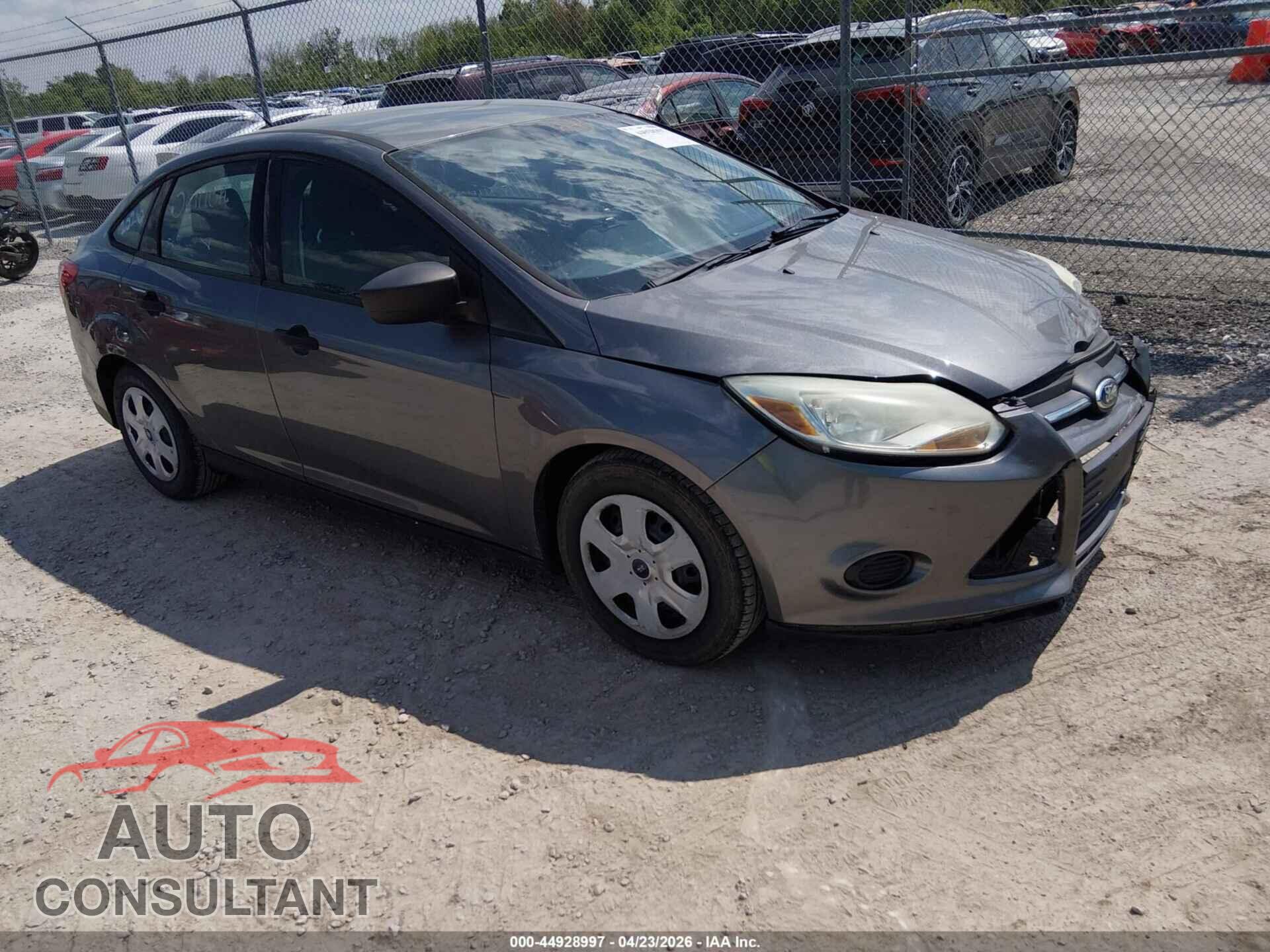 FORD FOCUS 2013 - 1FADP3E24DL208871