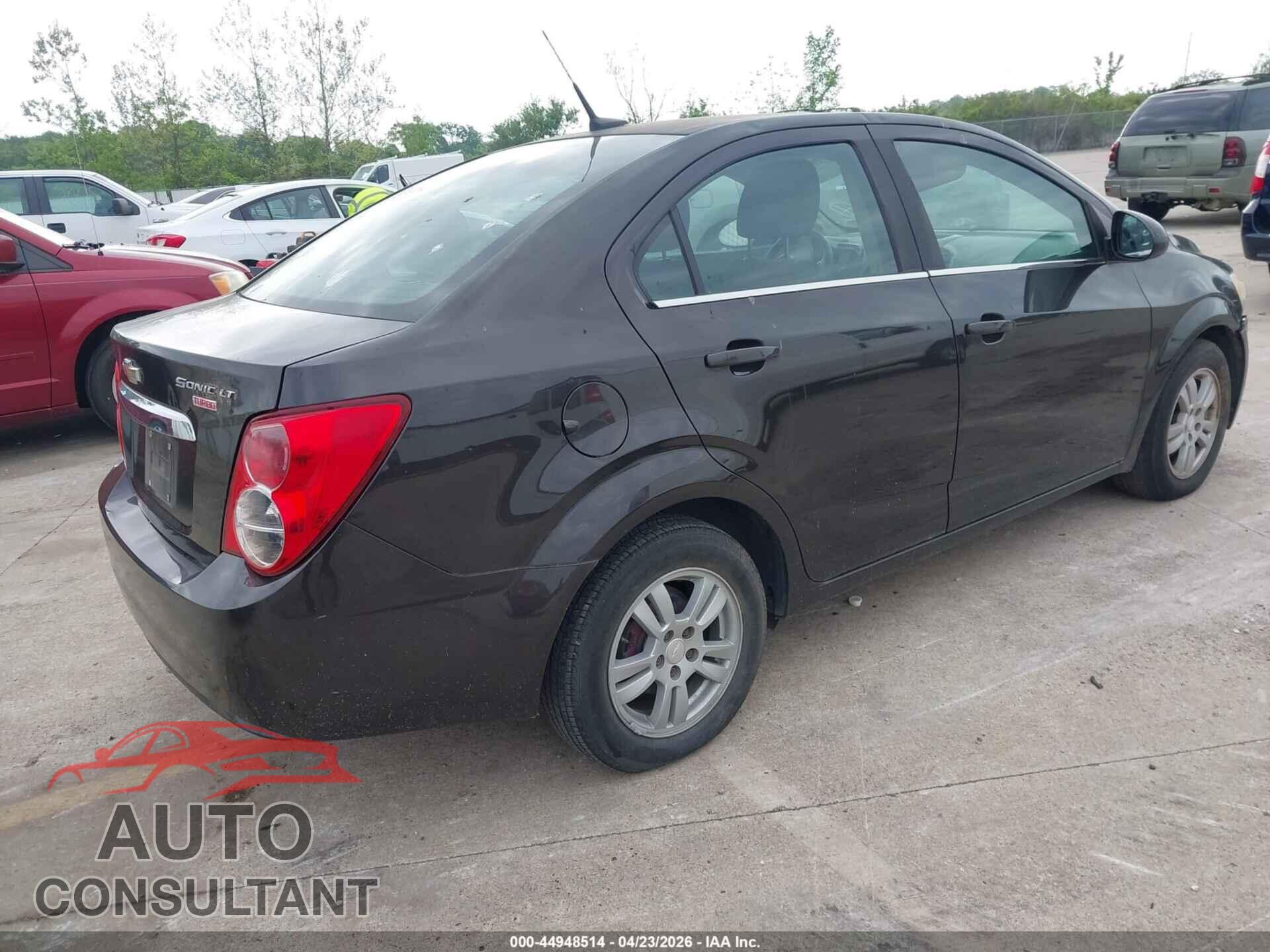 CHEVROLET SONIC 2014 - 1G1JC5SB5E4241276