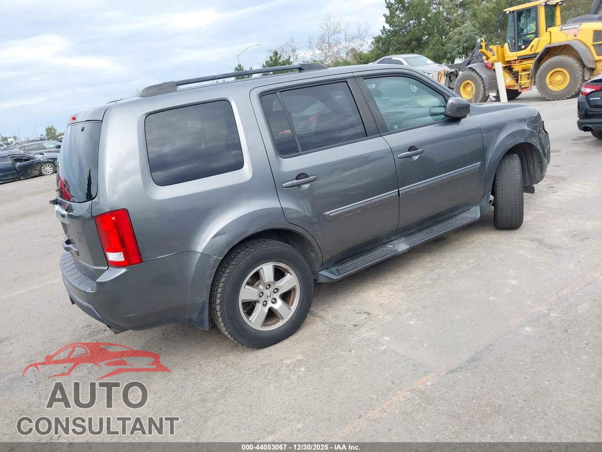 HONDA PILOT 2011 - 5FNYF3H56BB021703