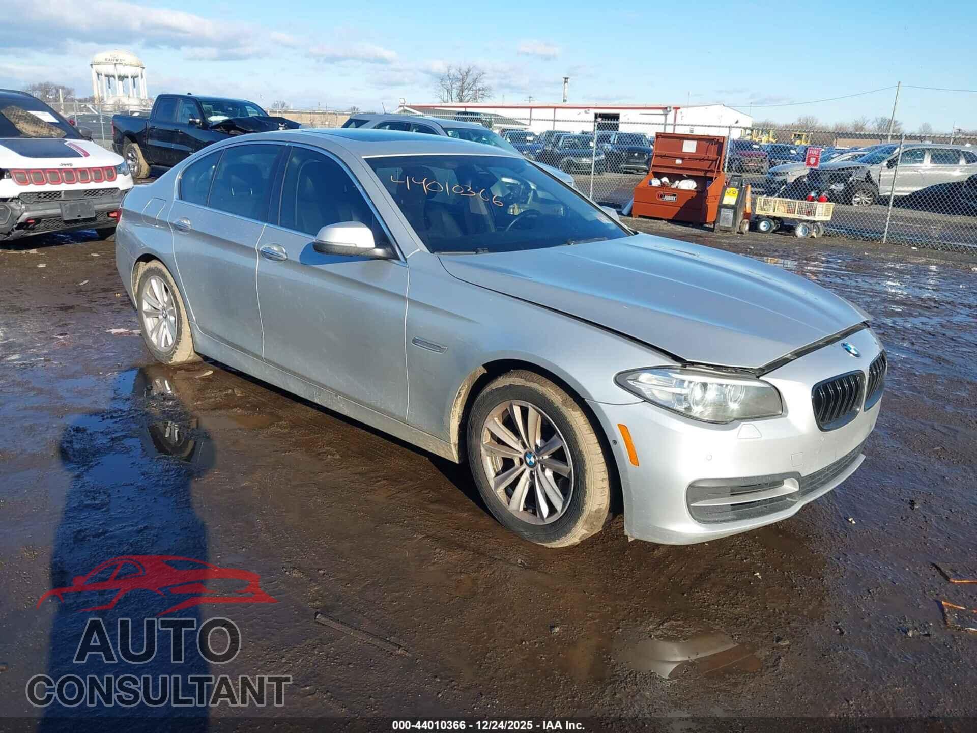 BMW 528I 2014 - WBA5A7C5XED616191