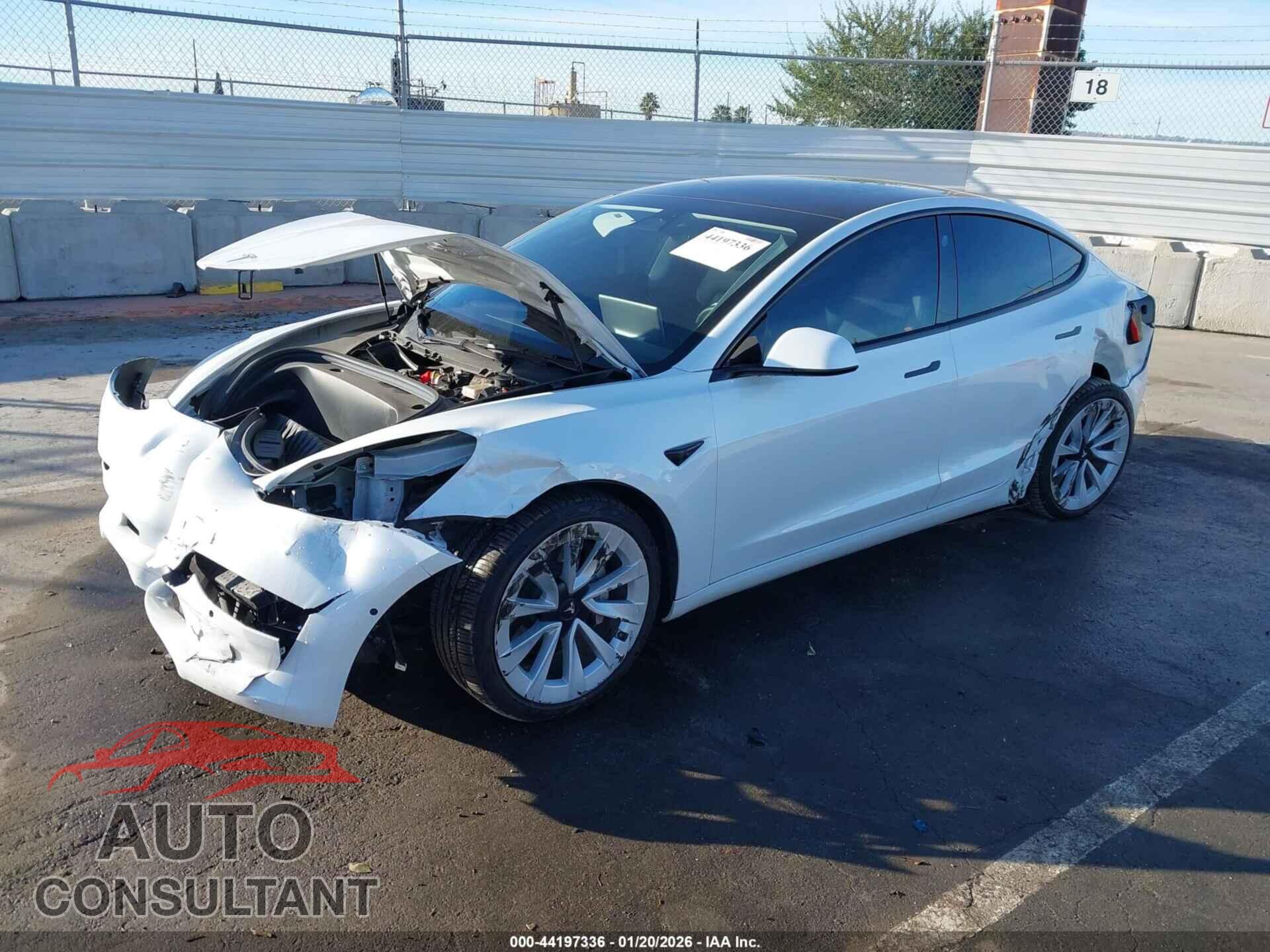TESLA MODEL 3 2022 - 5YJ3E1EBXNF315833