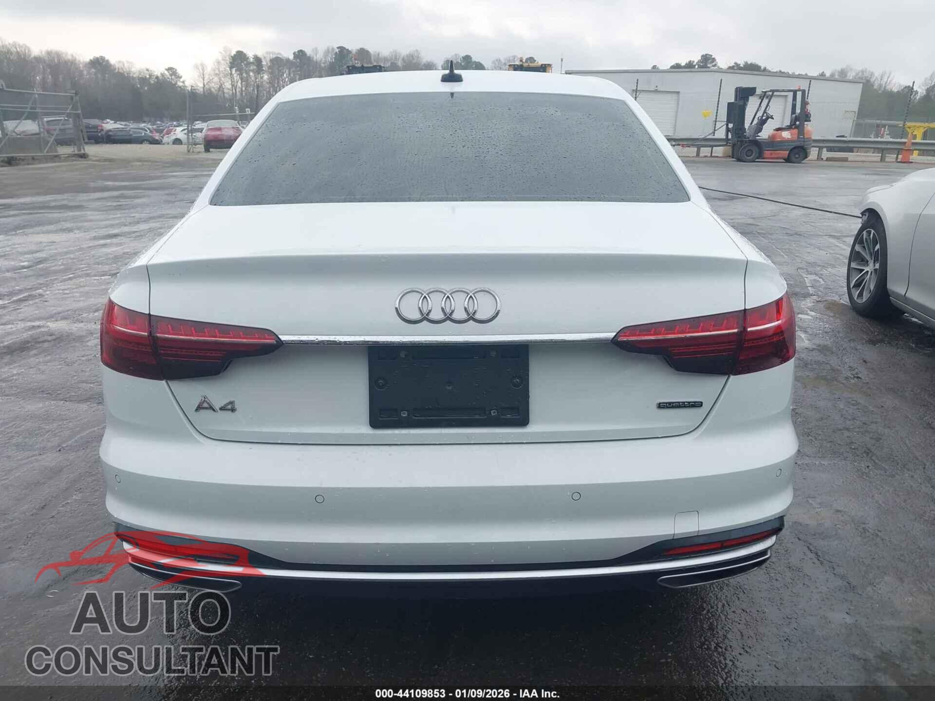 AUDI A4 2022 - WAUEAAF45NN014129
