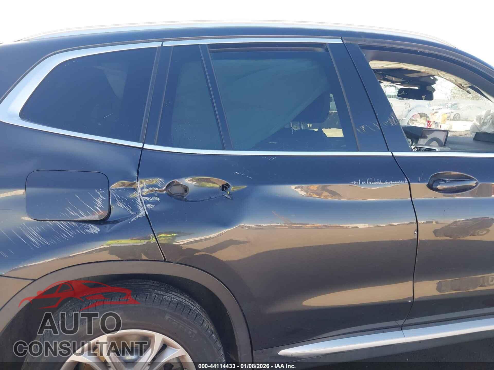 BMW X3 2019 - 5UXTR7C55KLF28297
