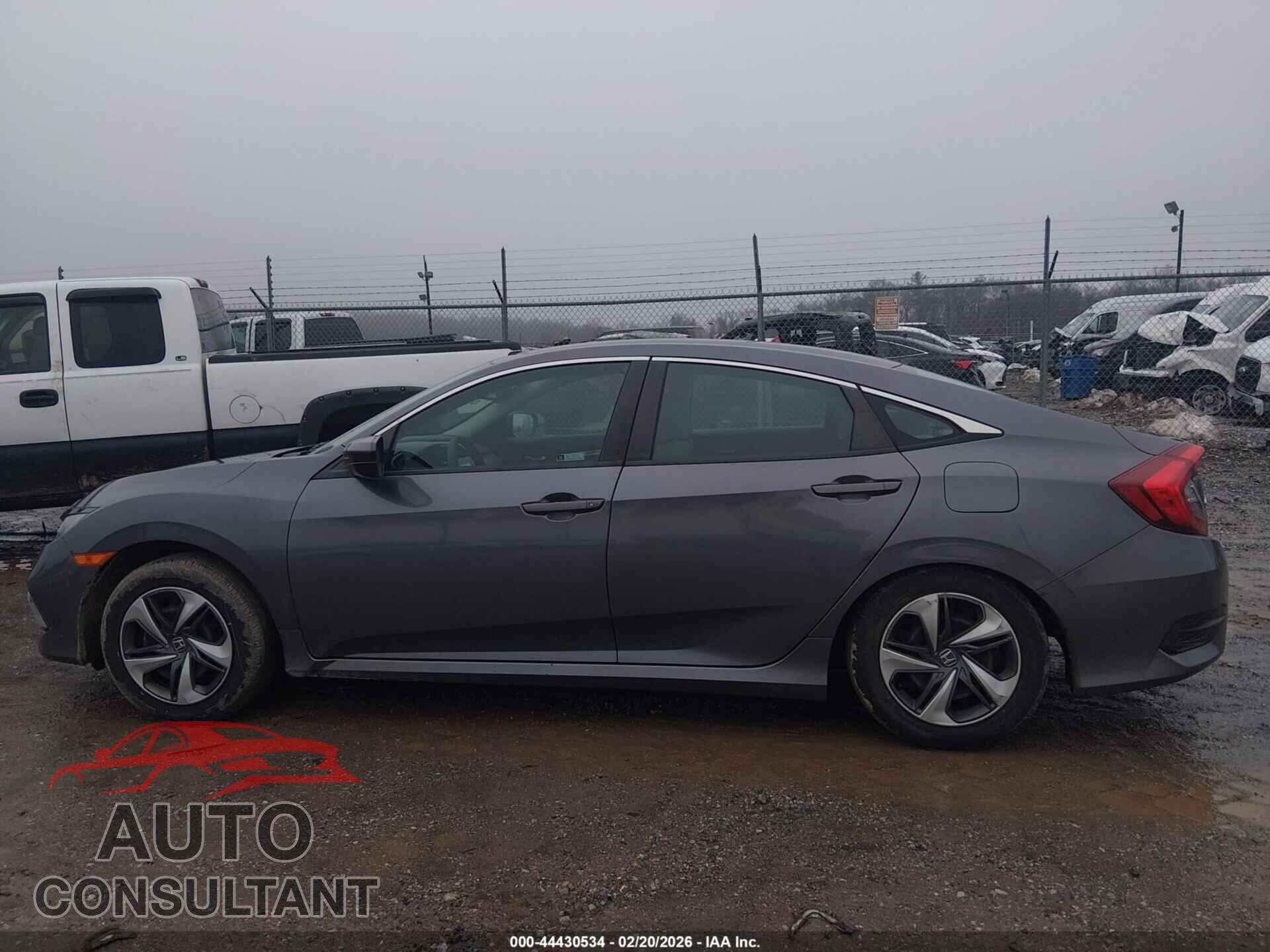 HONDA CIVIC 2019 - 2HGFC2F61KH589181