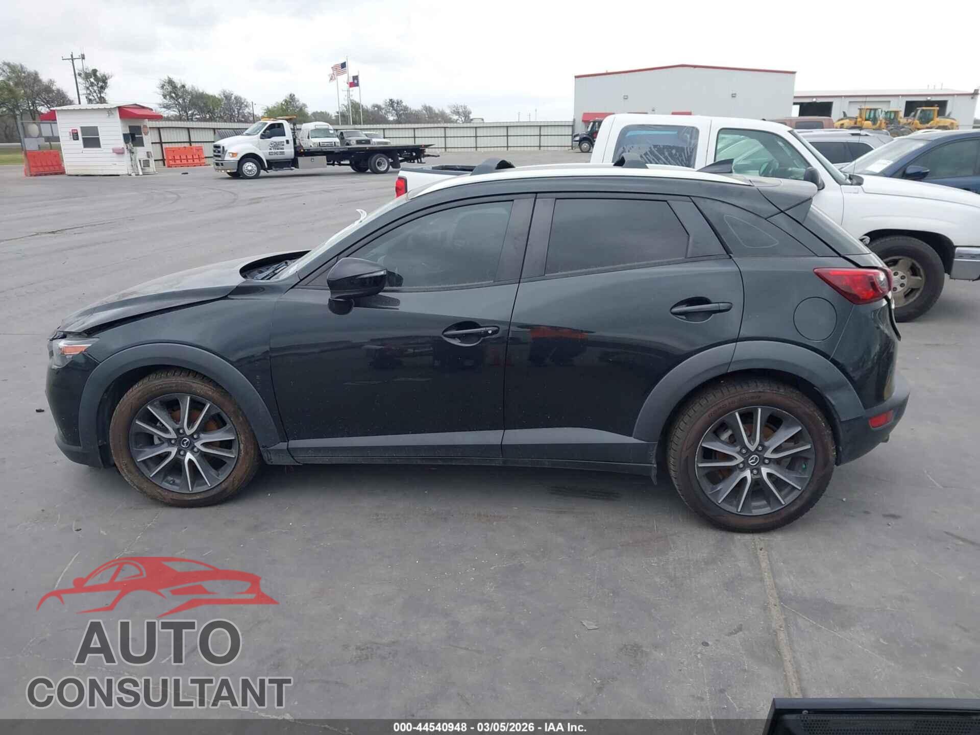 MAZDA CX-3 2018 - JM1DKDC78J0329185