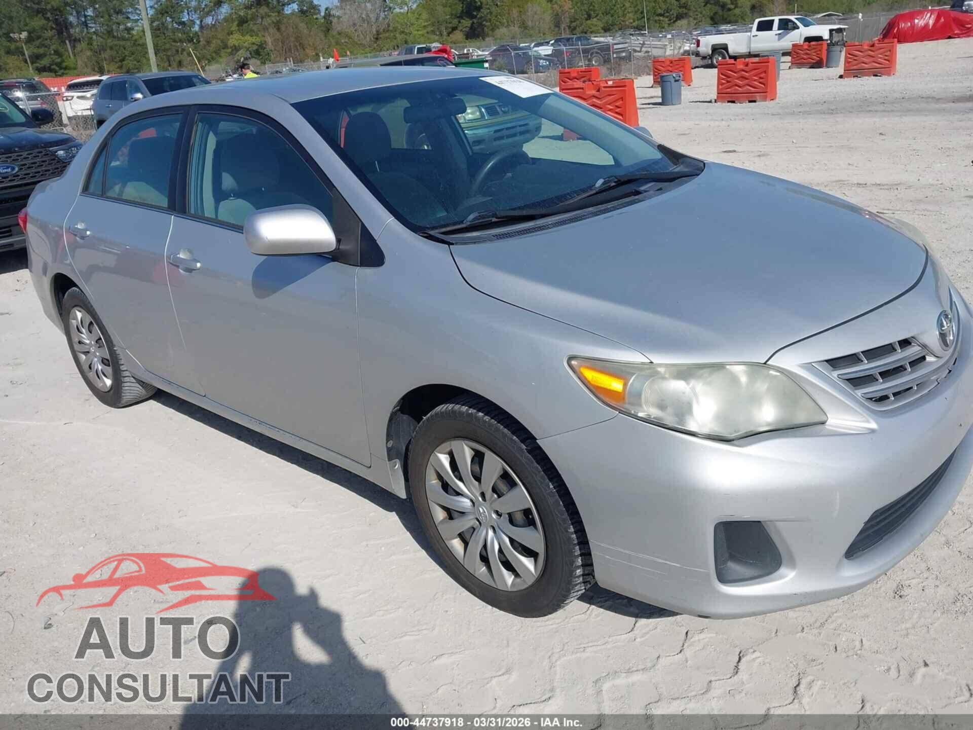 TOYOTA COROLLA 2013 - 5YFBU4EE3DP130892