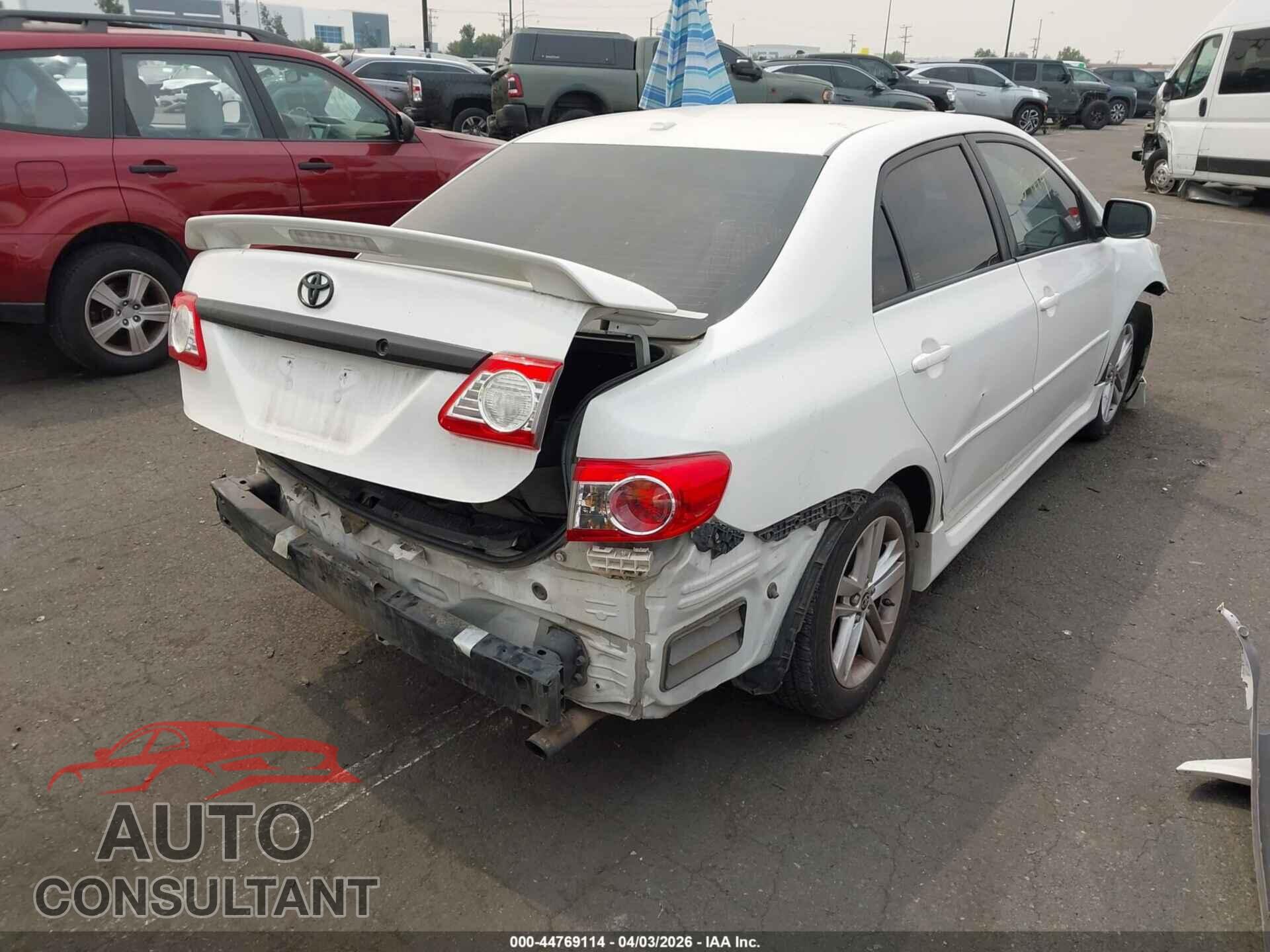 TOYOTA COROLLA 2011 - 2T1BU4EE7BC704570
