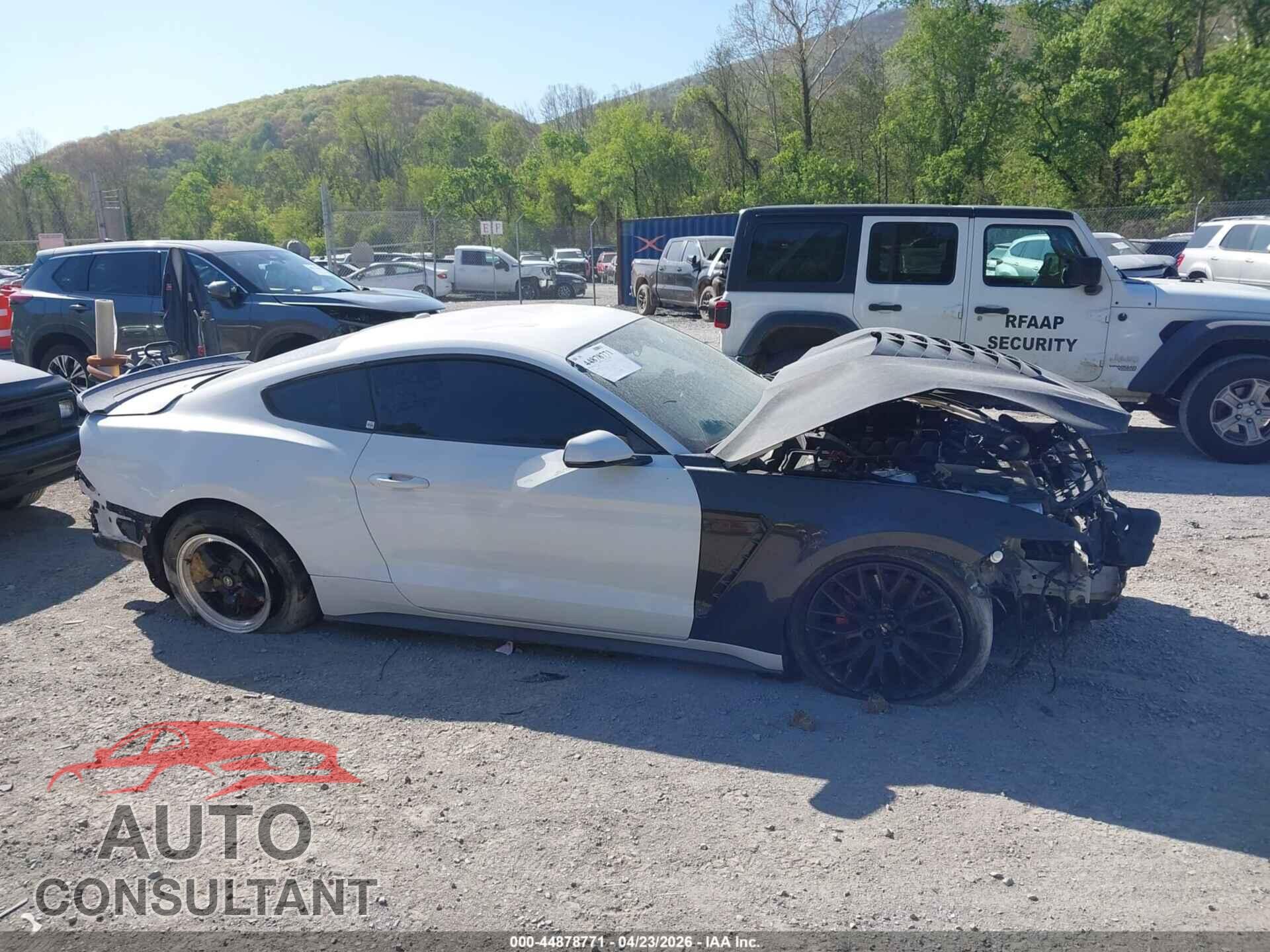 FORD MUSTANG 2017 - 1FA6P8CF0H5267471