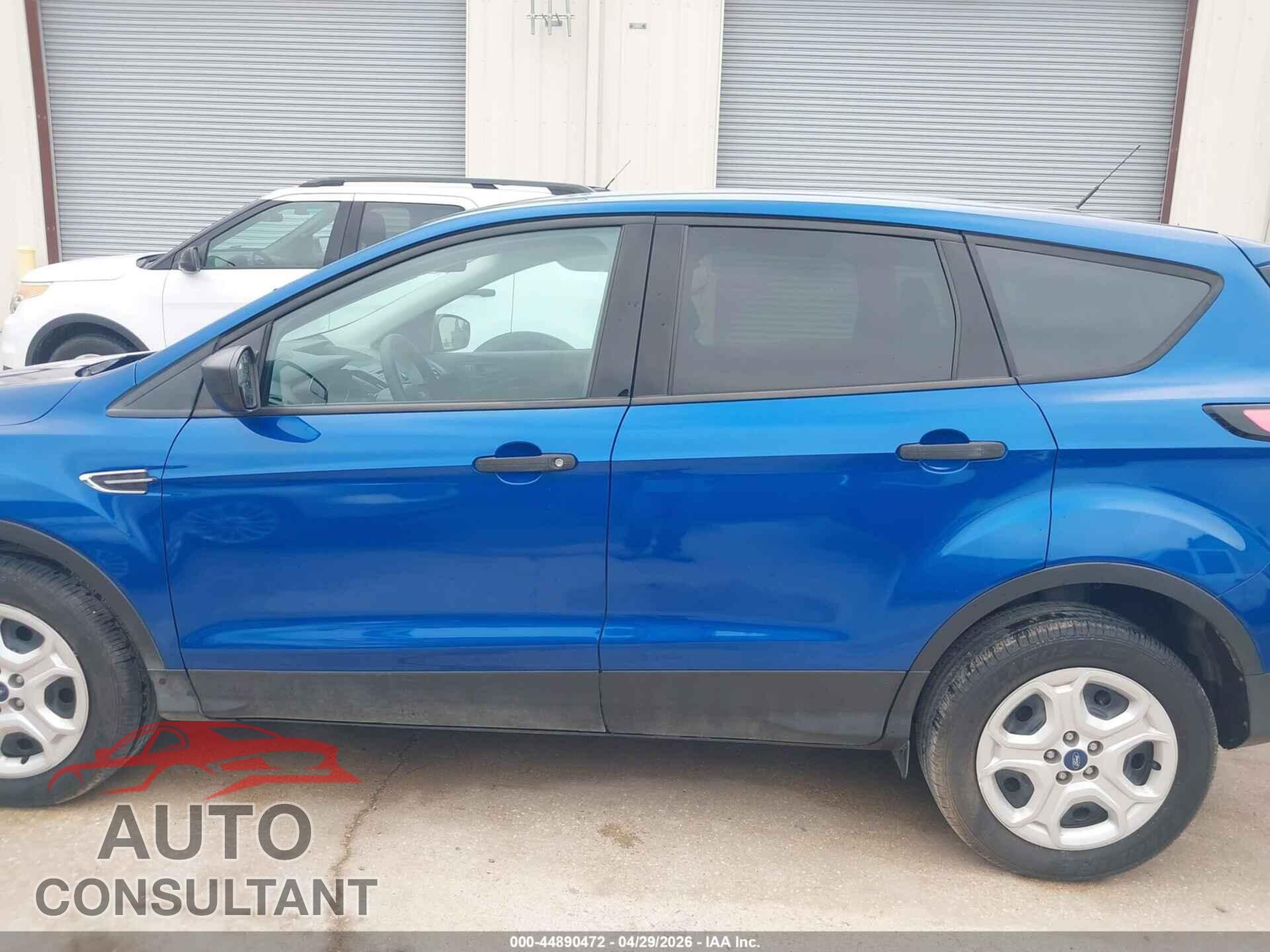 FORD ESCAPE 2018 - 1FMCU0F79JUD31025